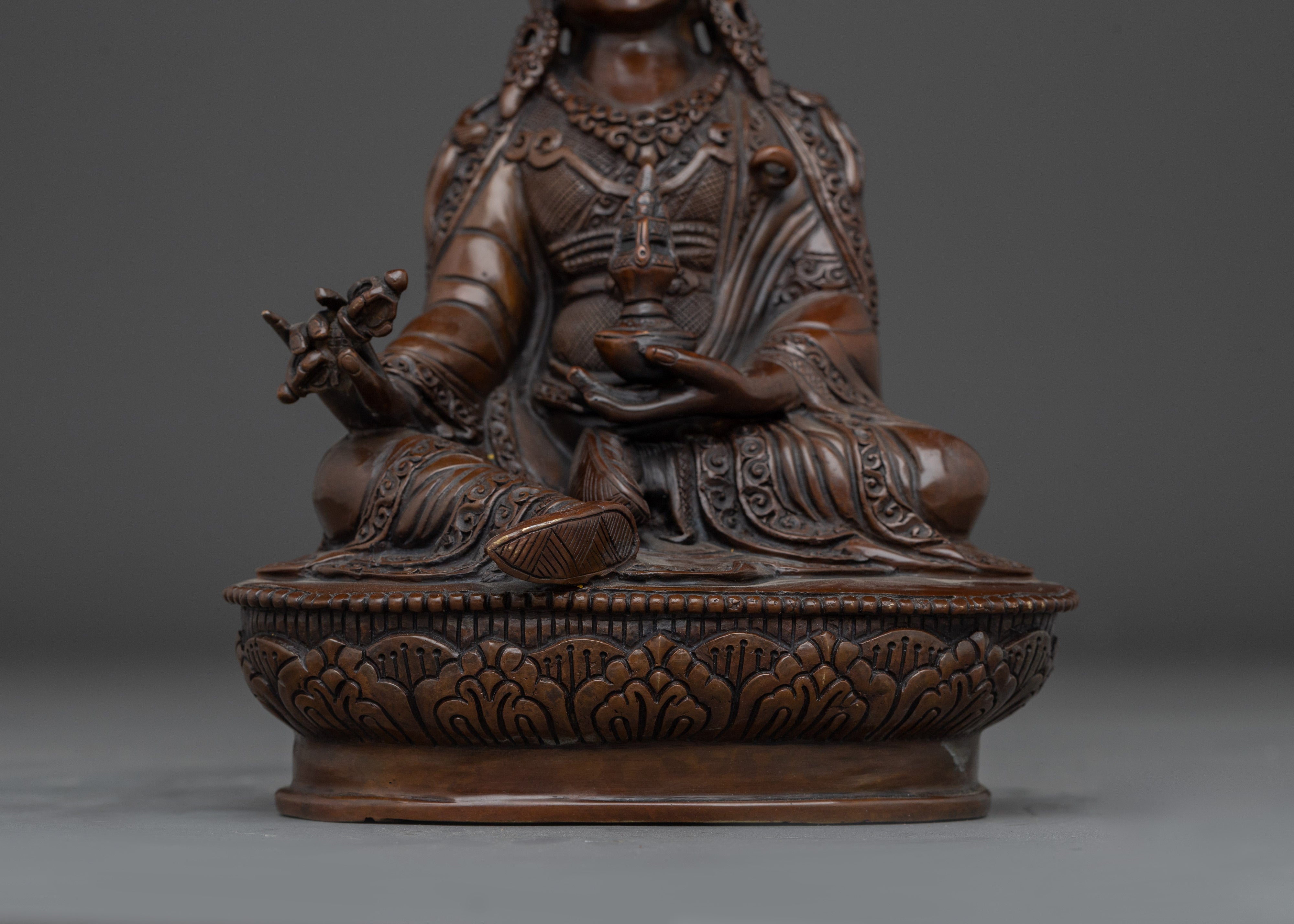 Spiritual Protector Guru Rinpoche Artwork | The Tantric Sage of Himalayan Buddhism