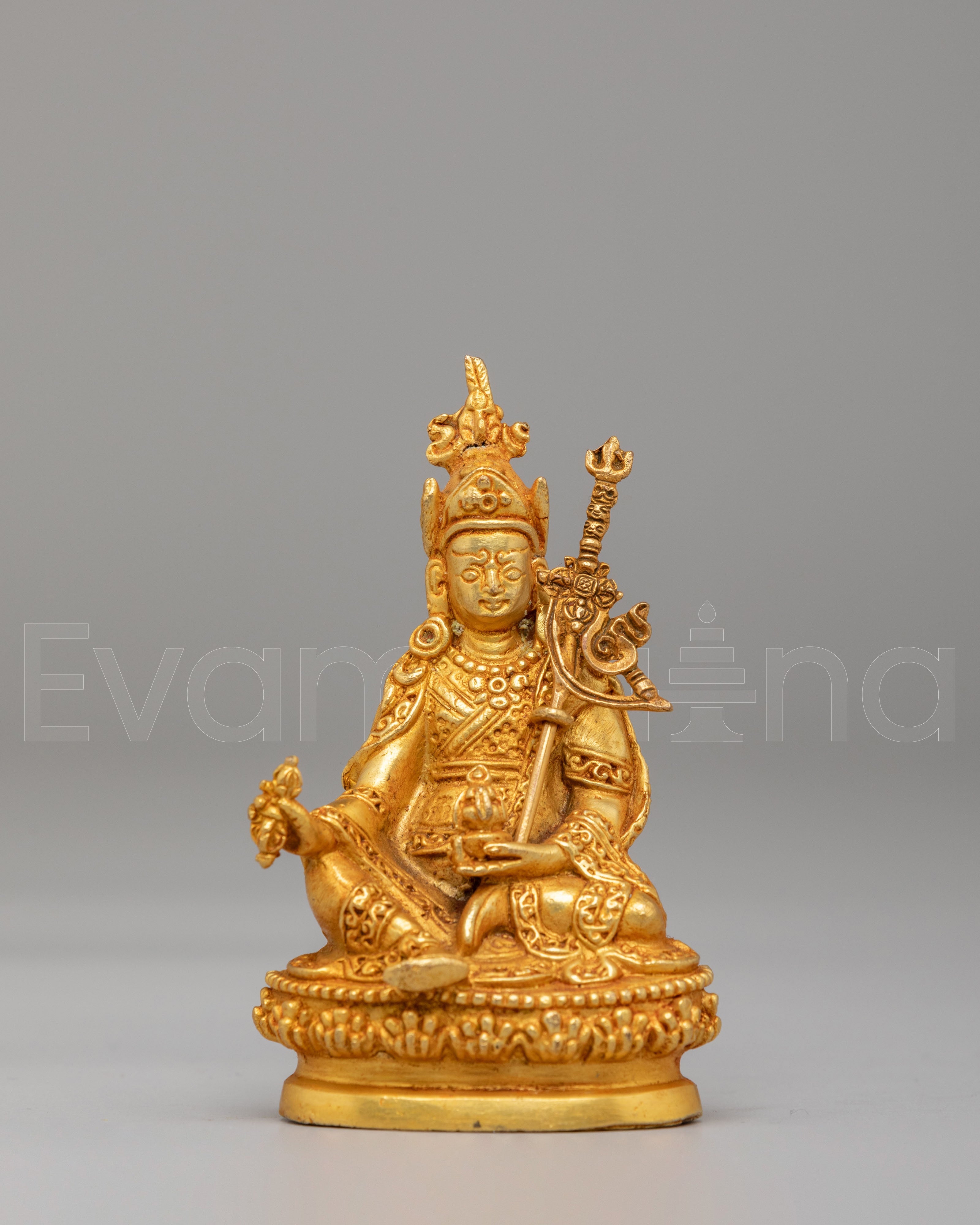 Divine Guru Rinpoche Statue