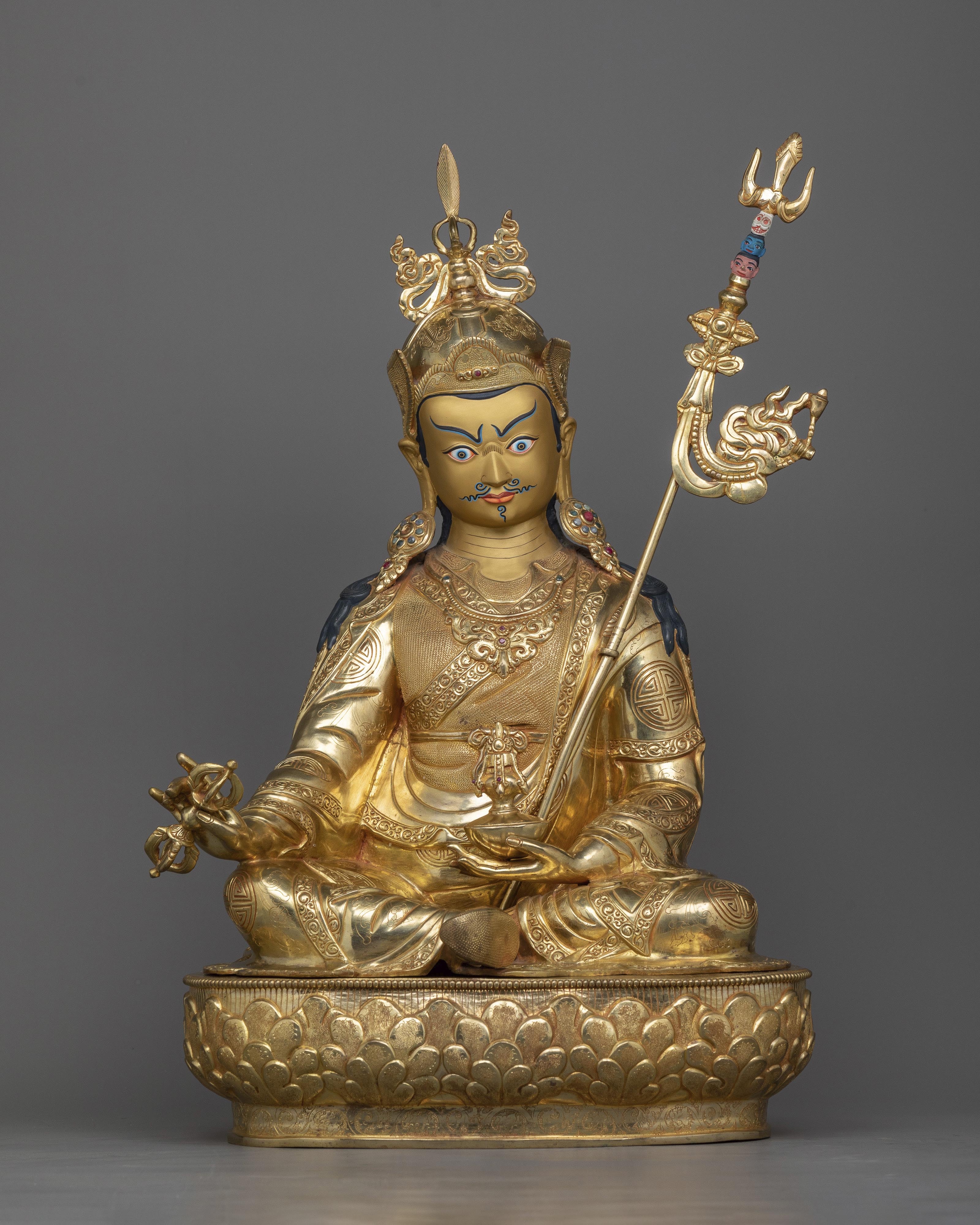 guru-rinpoche-gilt-sculpture