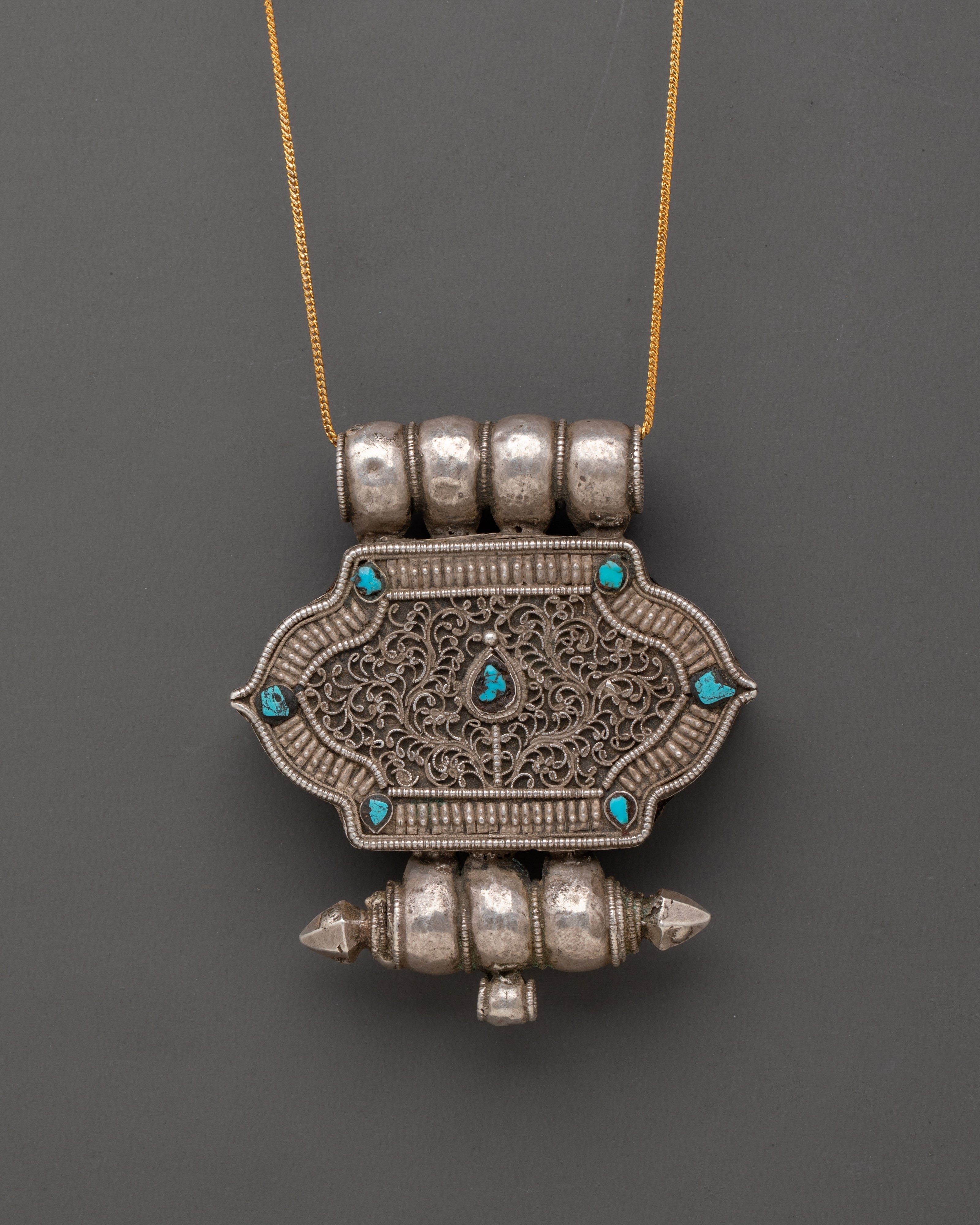 buddhist silver Ghau box locket