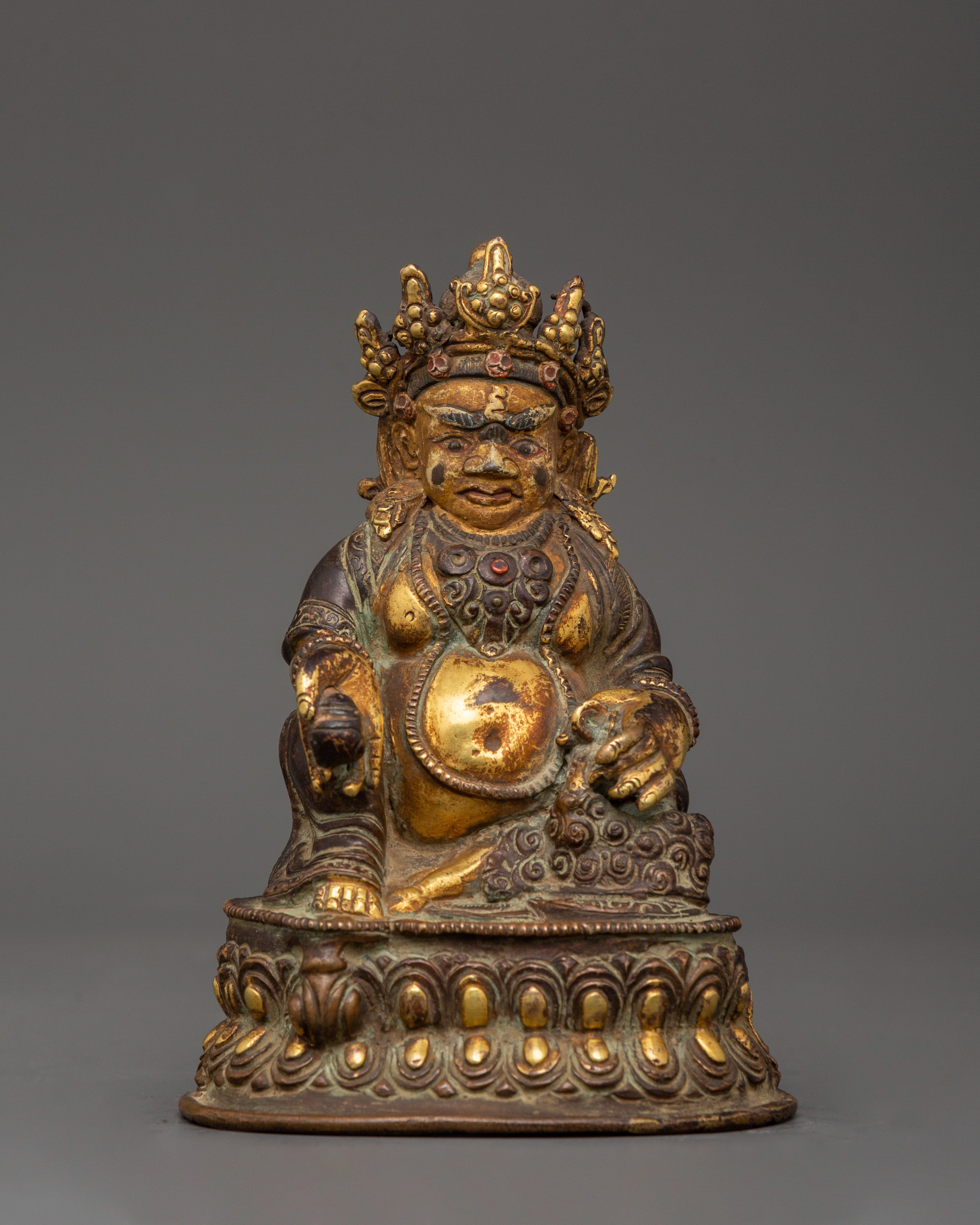 dzambhala-buddhist-deity-statue