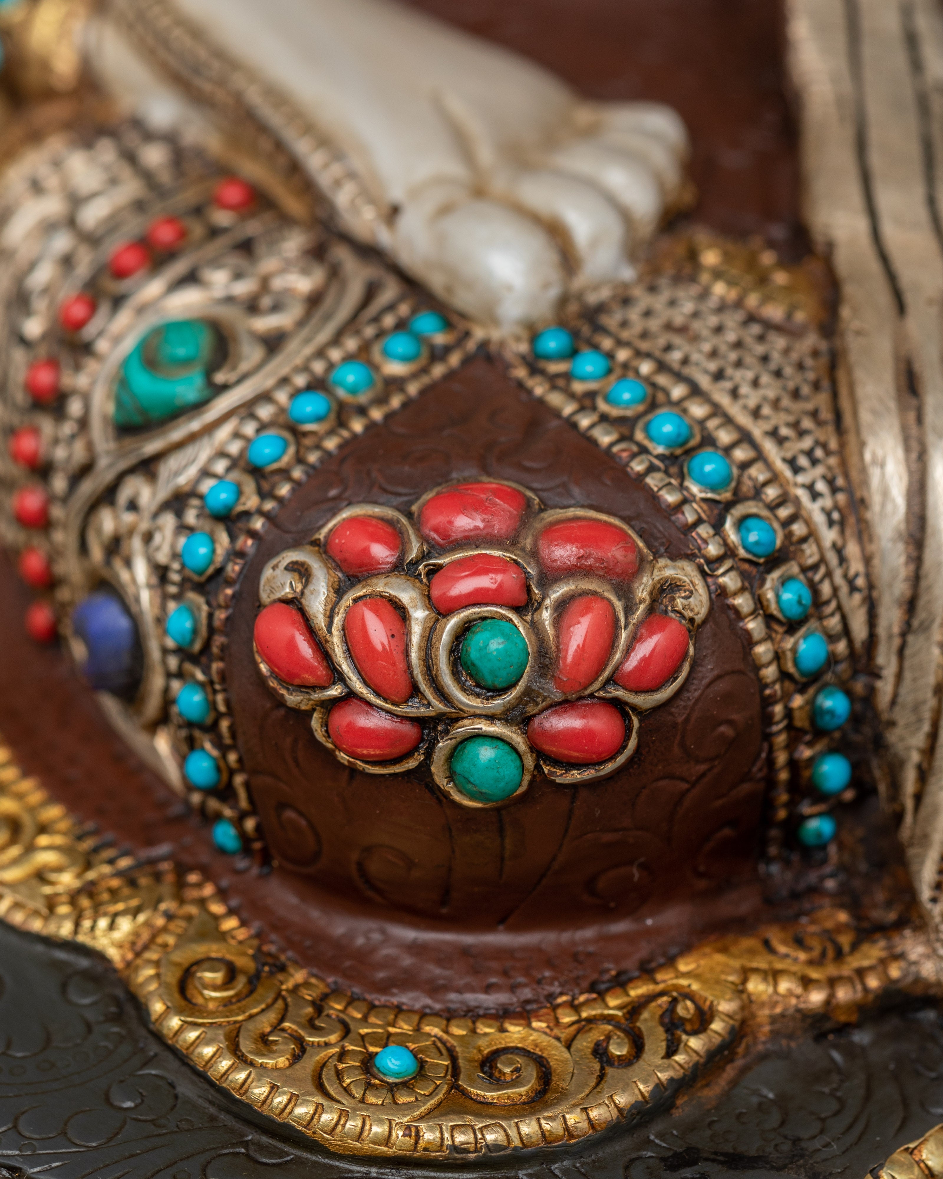 Sculpture of Tibetan Deity Chenrezig | The Embodiment of Mercy