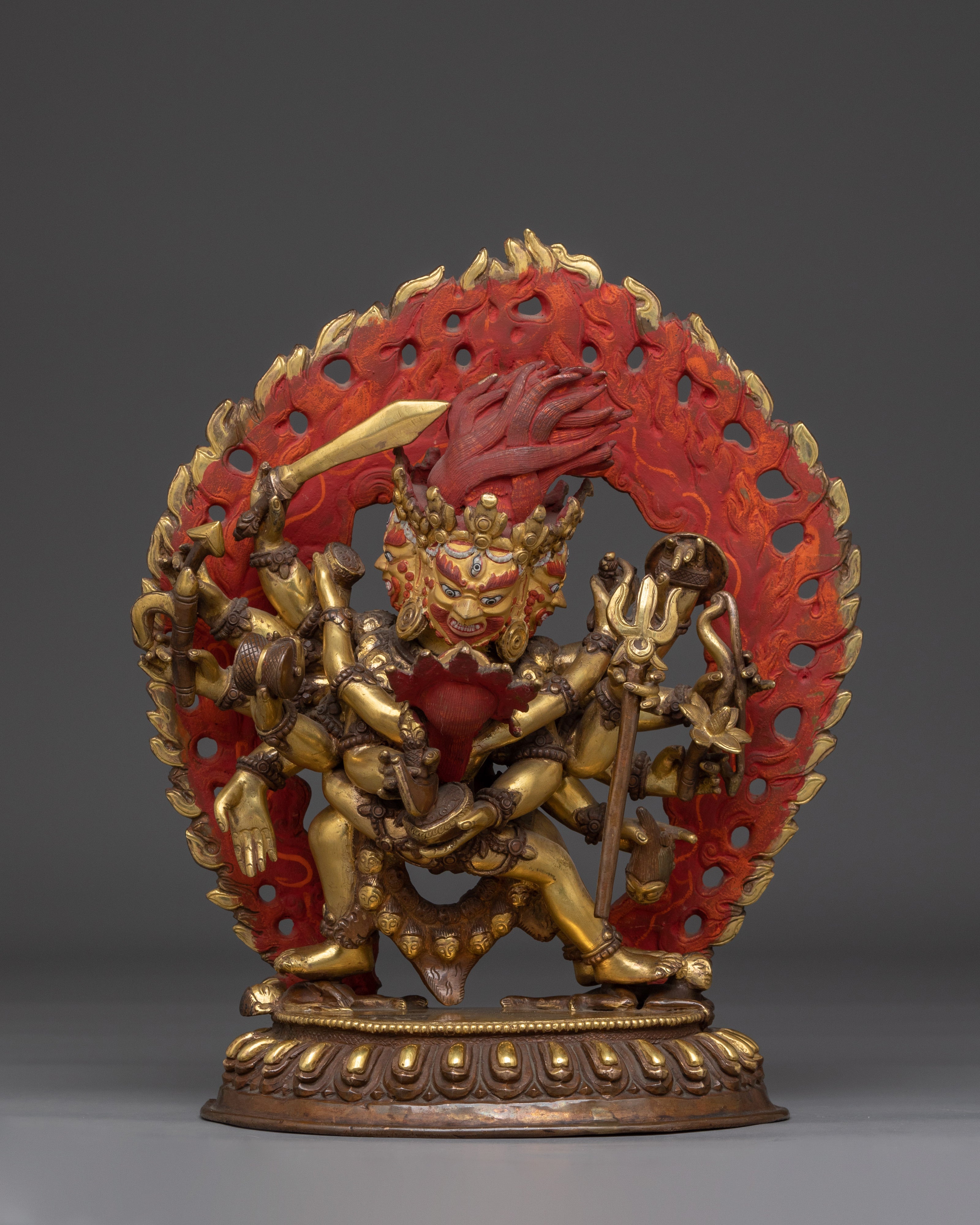 sculpture-of-mahakala-with-consort