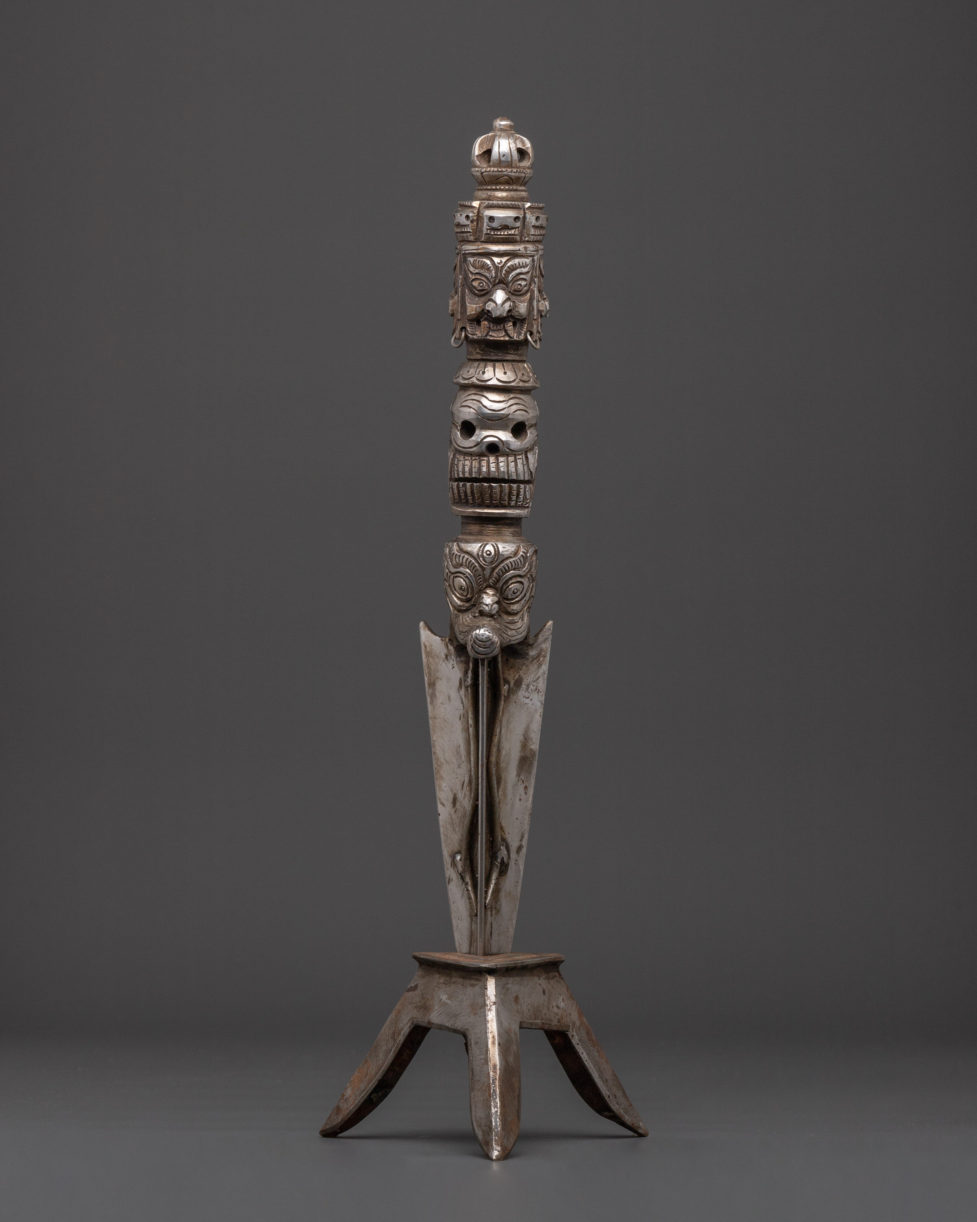 sacred-ritual-phurba