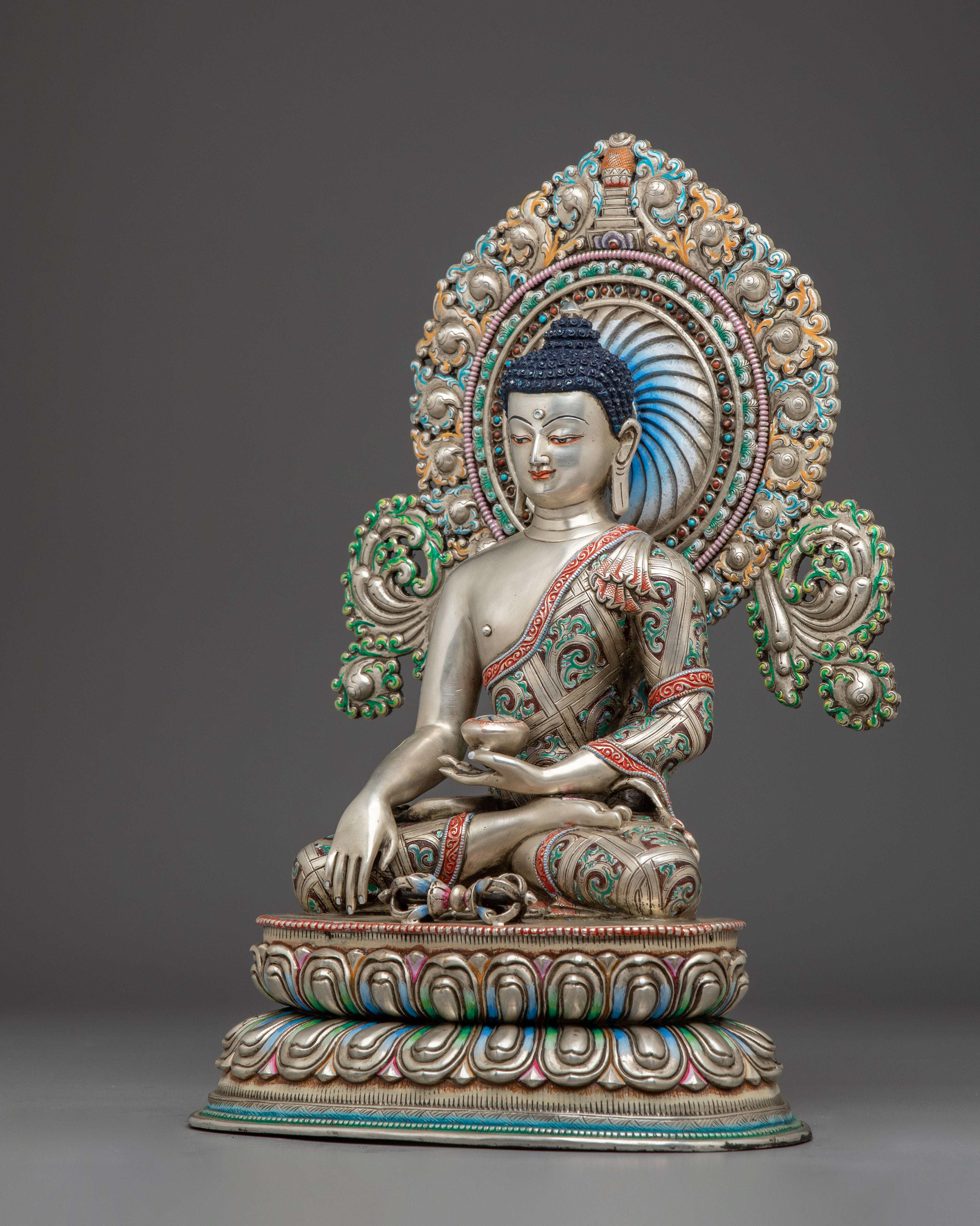 Tibetan Historical Buddha Statue | Symbolizing Enlightenment and Inner Peace