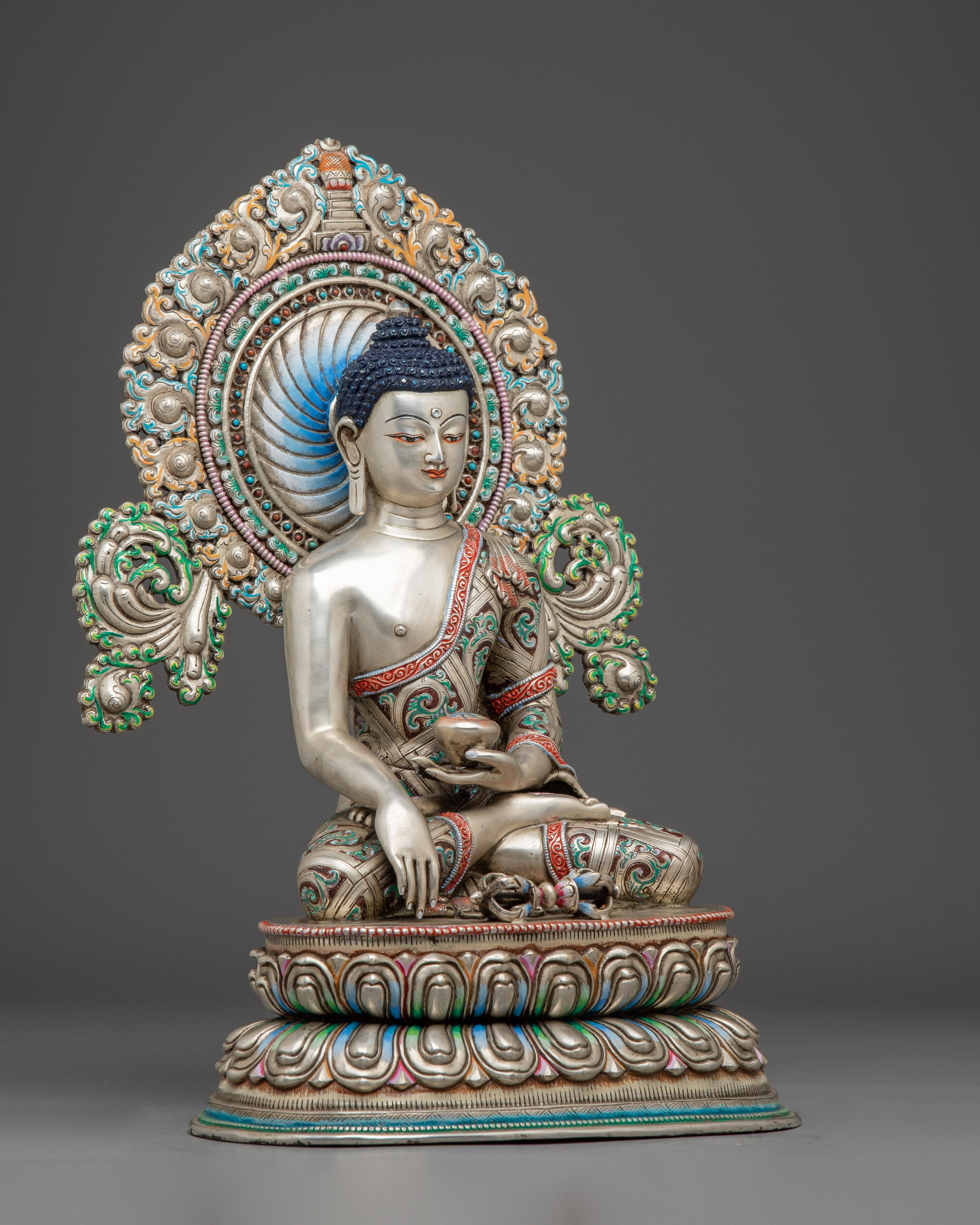 Tibetan Historical Buddha Statue | Symbolizing Enlightenment and Inner Peace