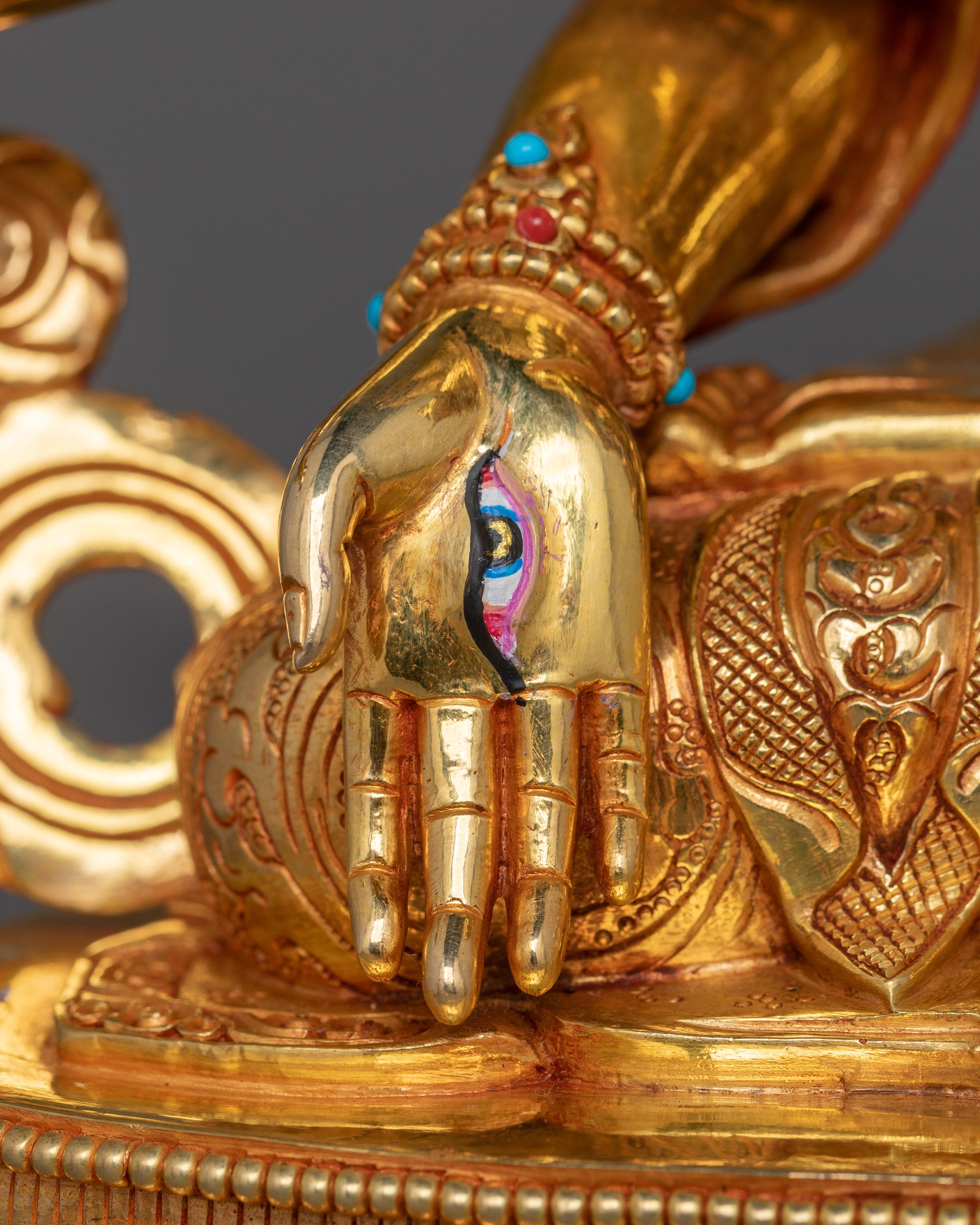 Golden Statue of Namgyalma | Also known as Ushnishavijaya