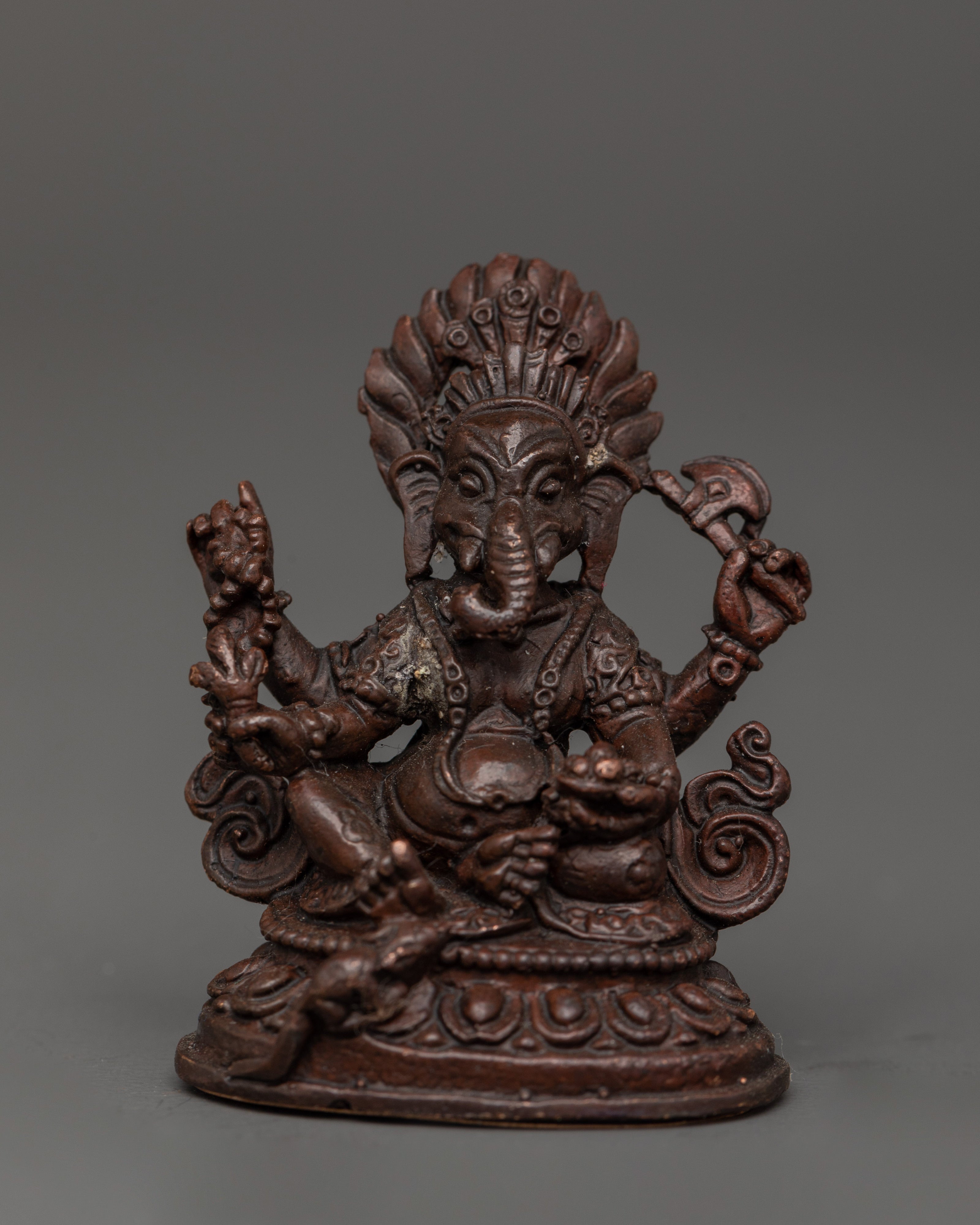 ganesh-hindu-deity-of-wisdom-success
