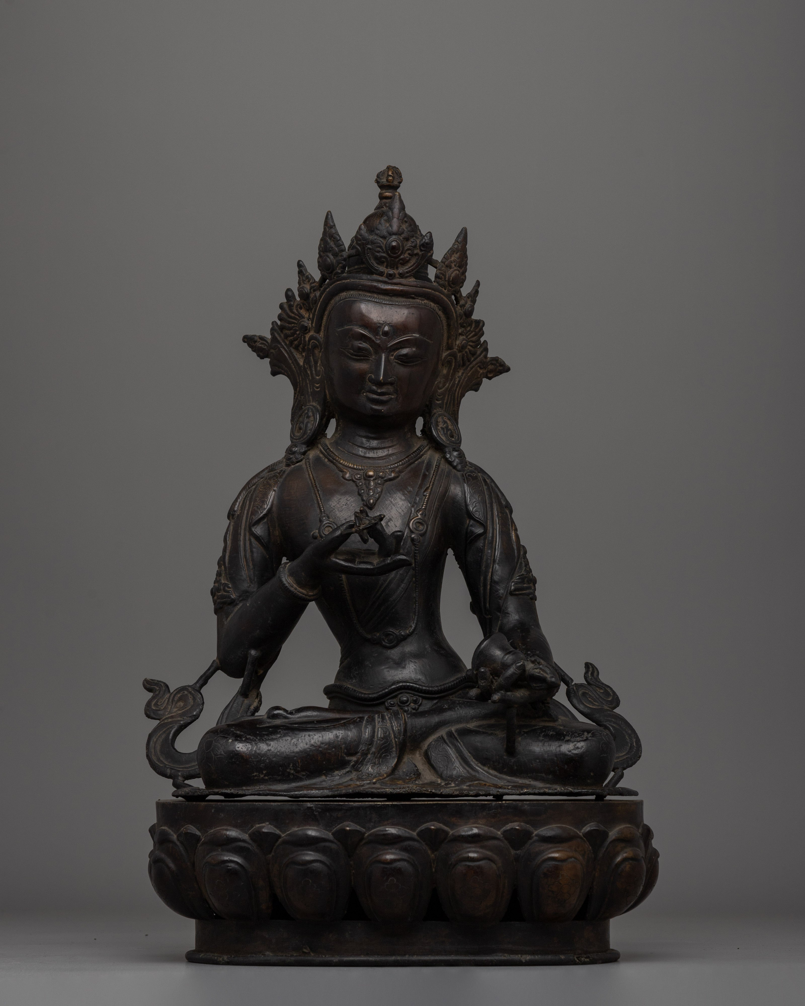 Handcrafted antique-finish Vajrasattva bronze Buddha statue