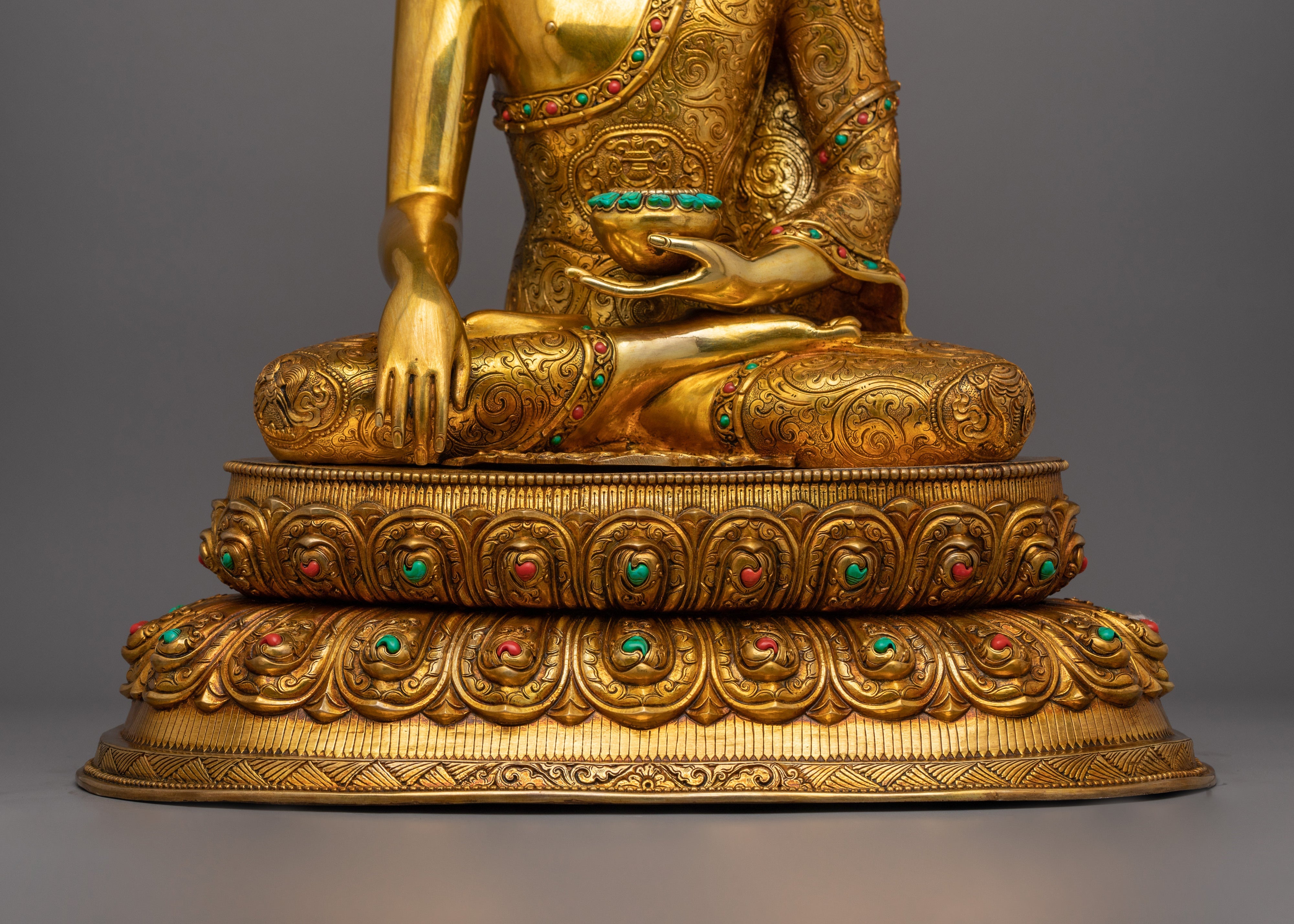 Handcrafted Figurine of Buddha Shakyamuni | A Divine Symbol of Enlightenment