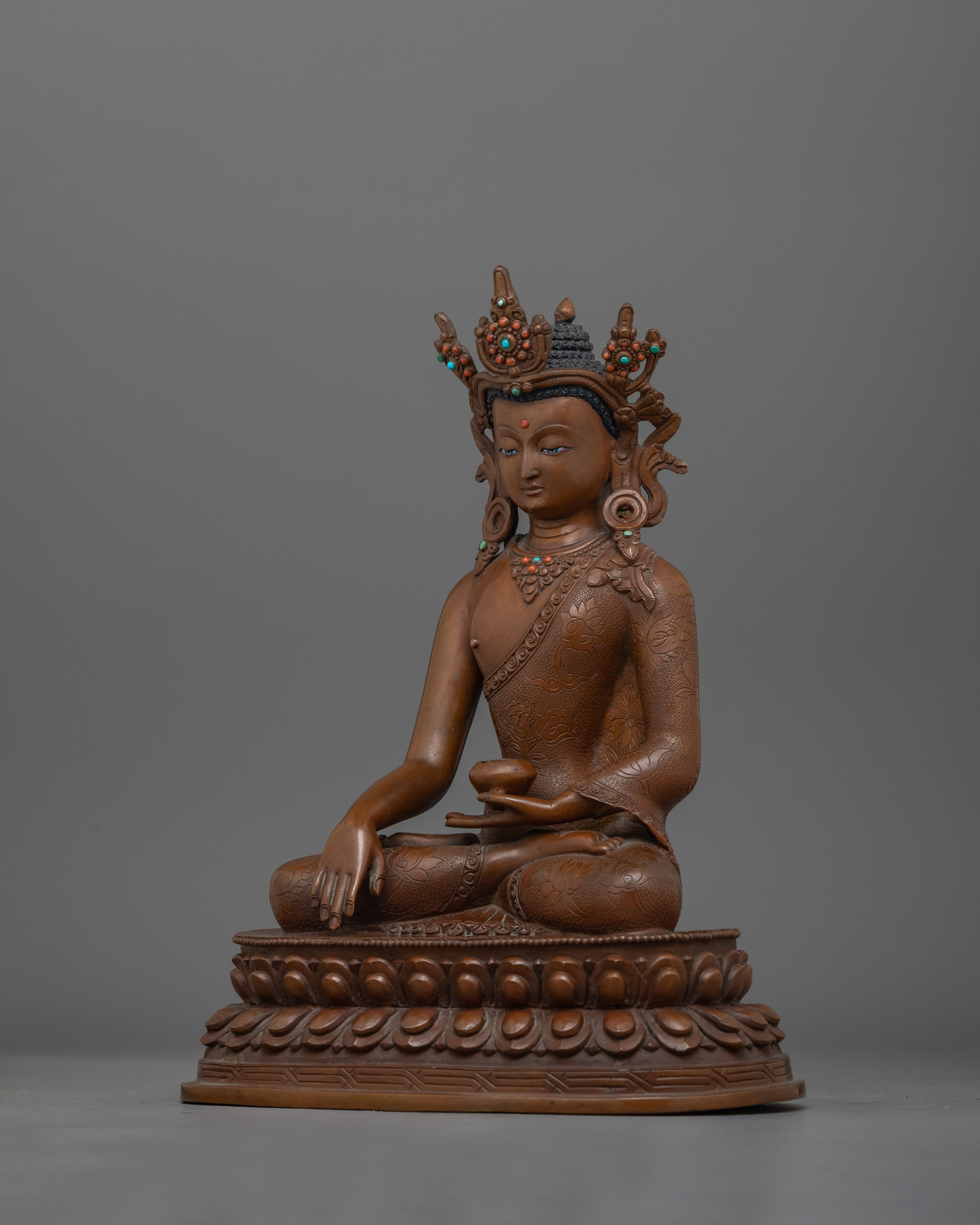 Crowned Siddhartha Gautam Shakyamuni Buddha | Shakyamuni Icon of Serenity and Wisdom