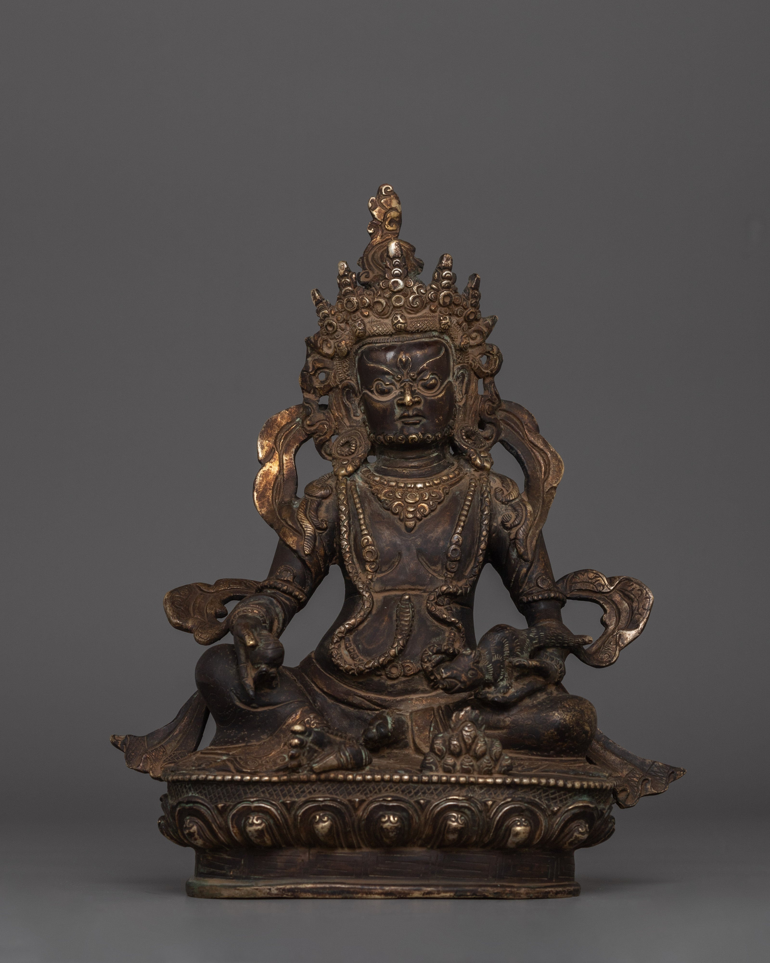 deity-of-good-fortune-dzambhala