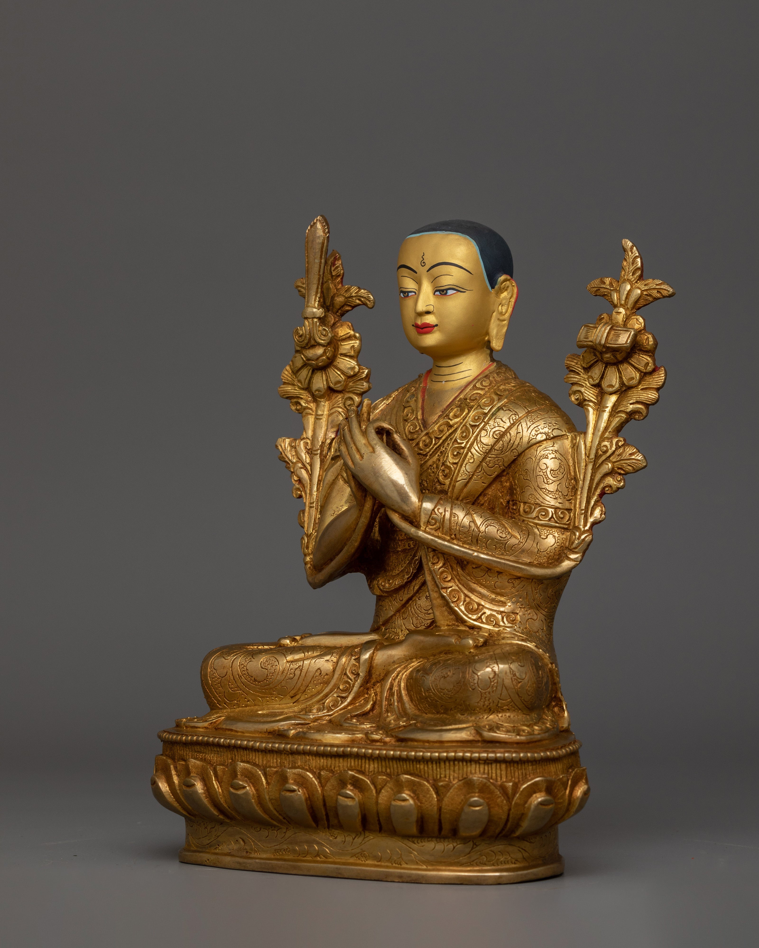 Himalayan Figurine of Tsongkhapa Set | The Ocean of Wisdom