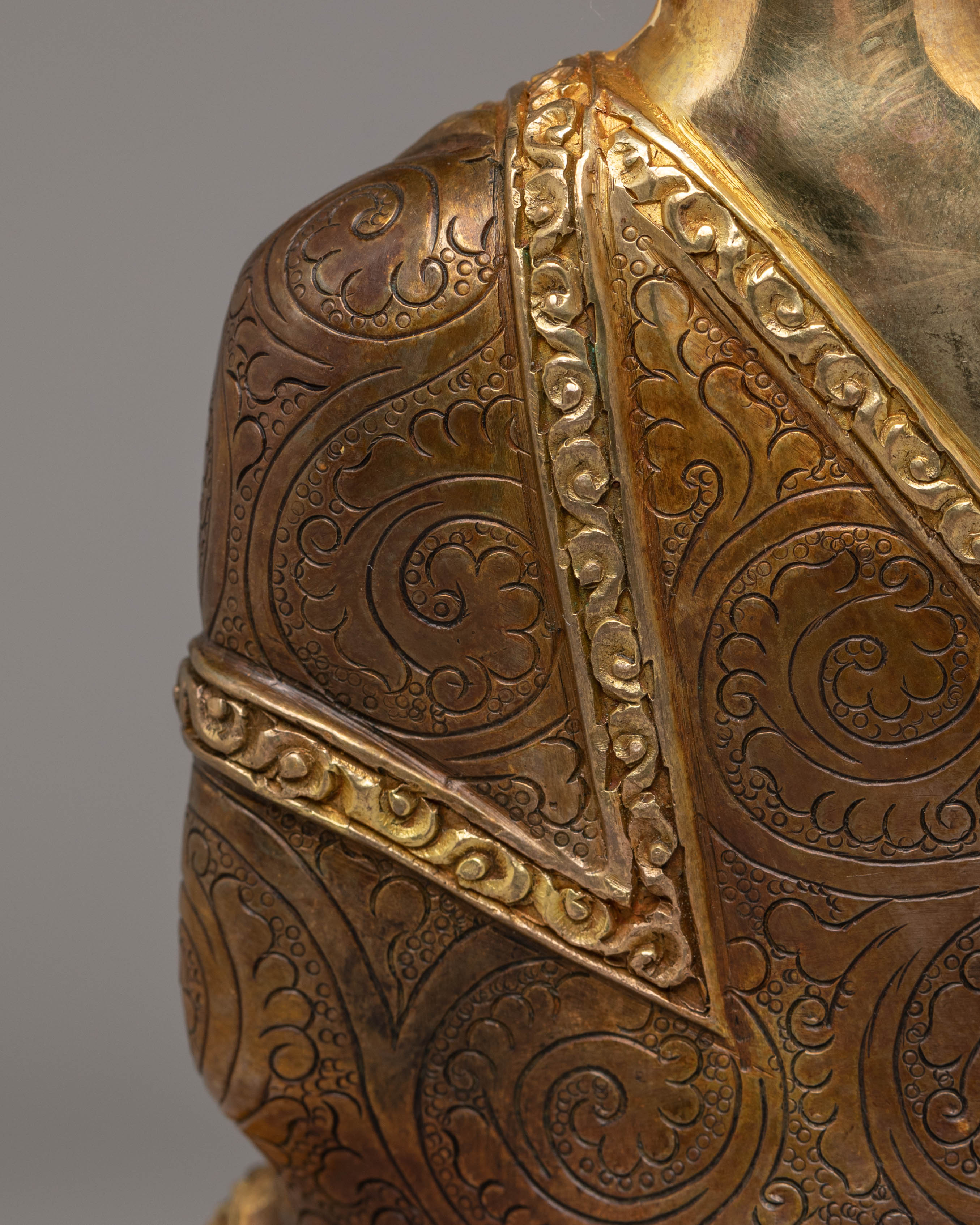 Handcrafted Gautam Buddha Golden Statue