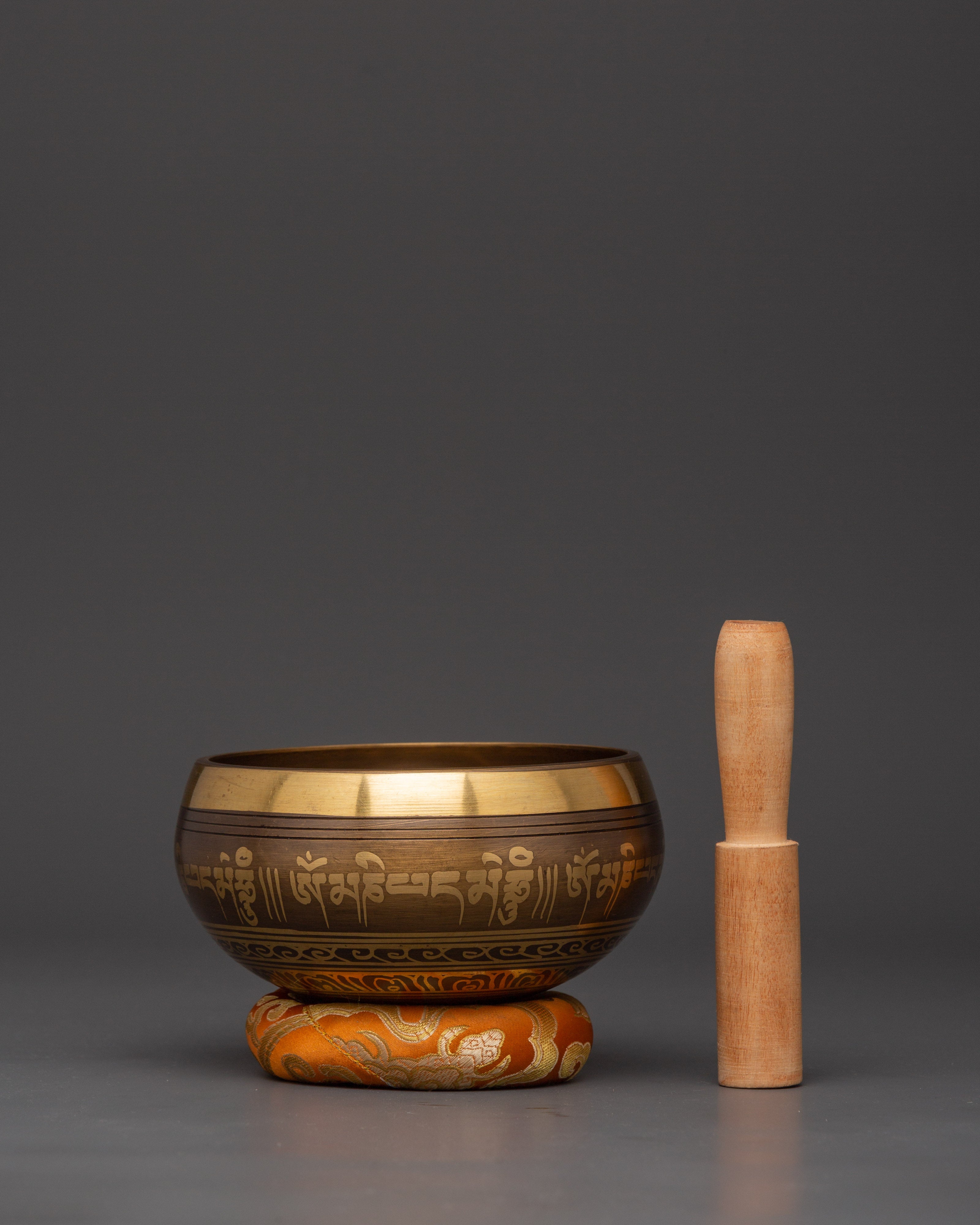 handcrafted-tibetan-singing-bowl-set