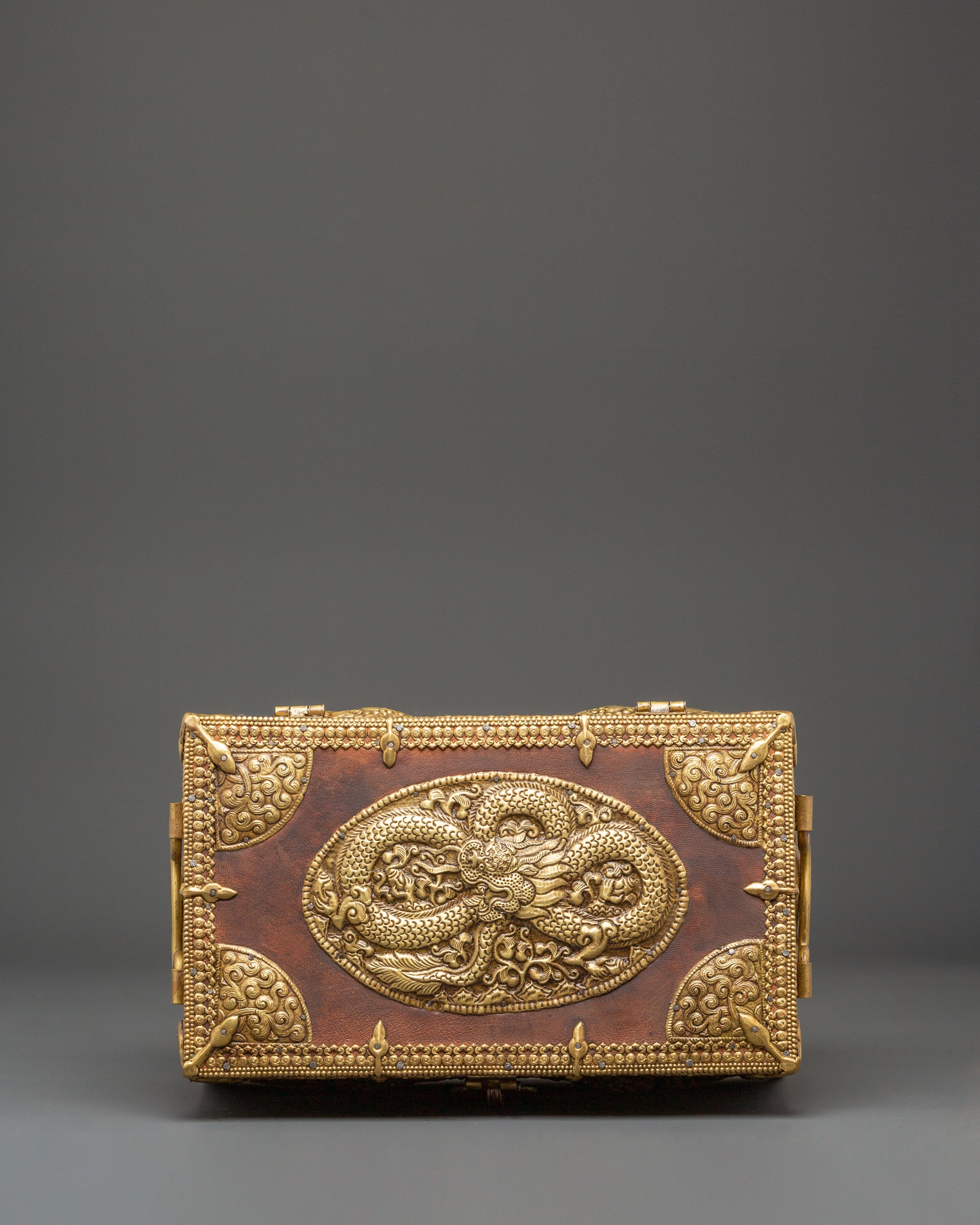 Tibetan Buddhist Box | Box with Guardian Lion Motifs