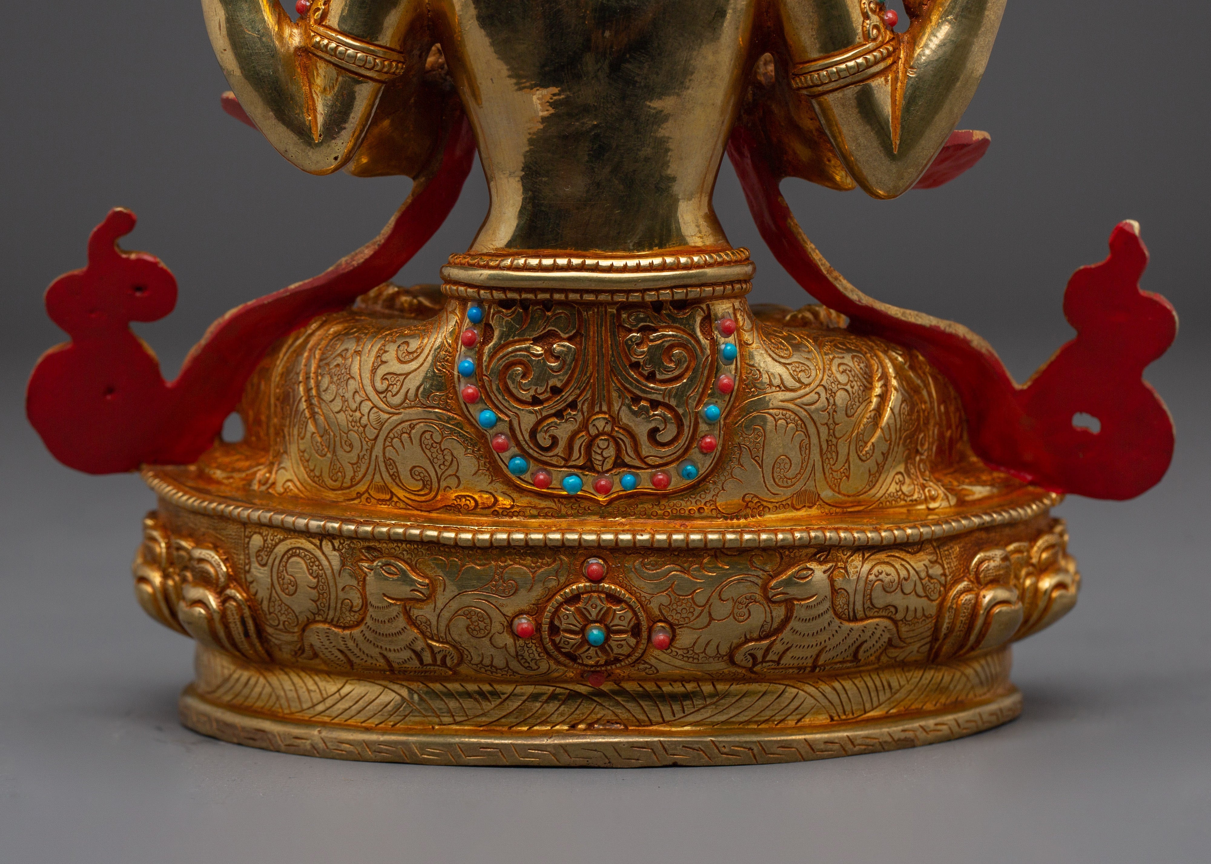 Deity of Great Compassion Chenrezig | The one who looks with unwavering eye