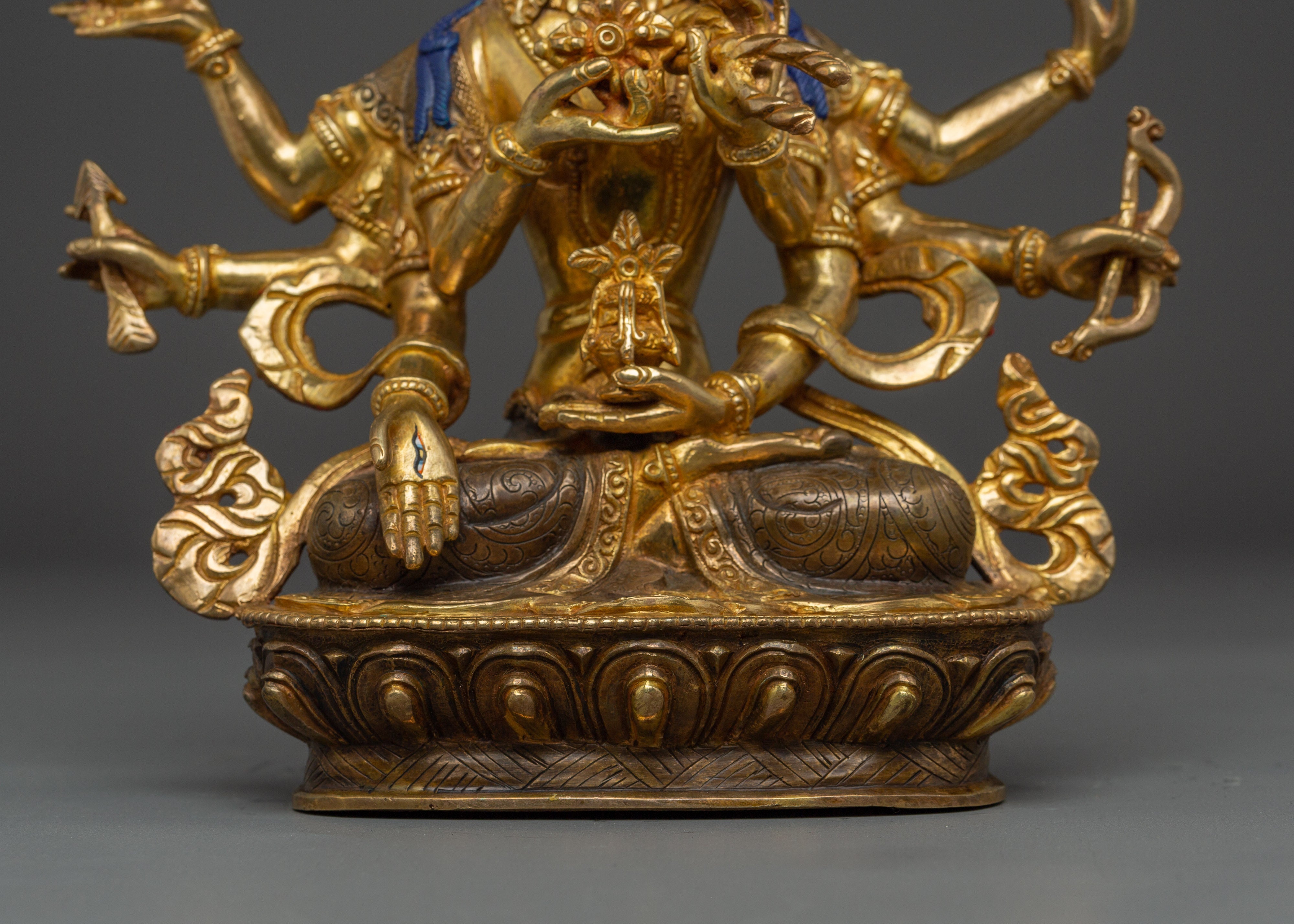 Tibetan Buddhist Deity Namgyalma Copper Statue | Spiritual Protector Sculpture