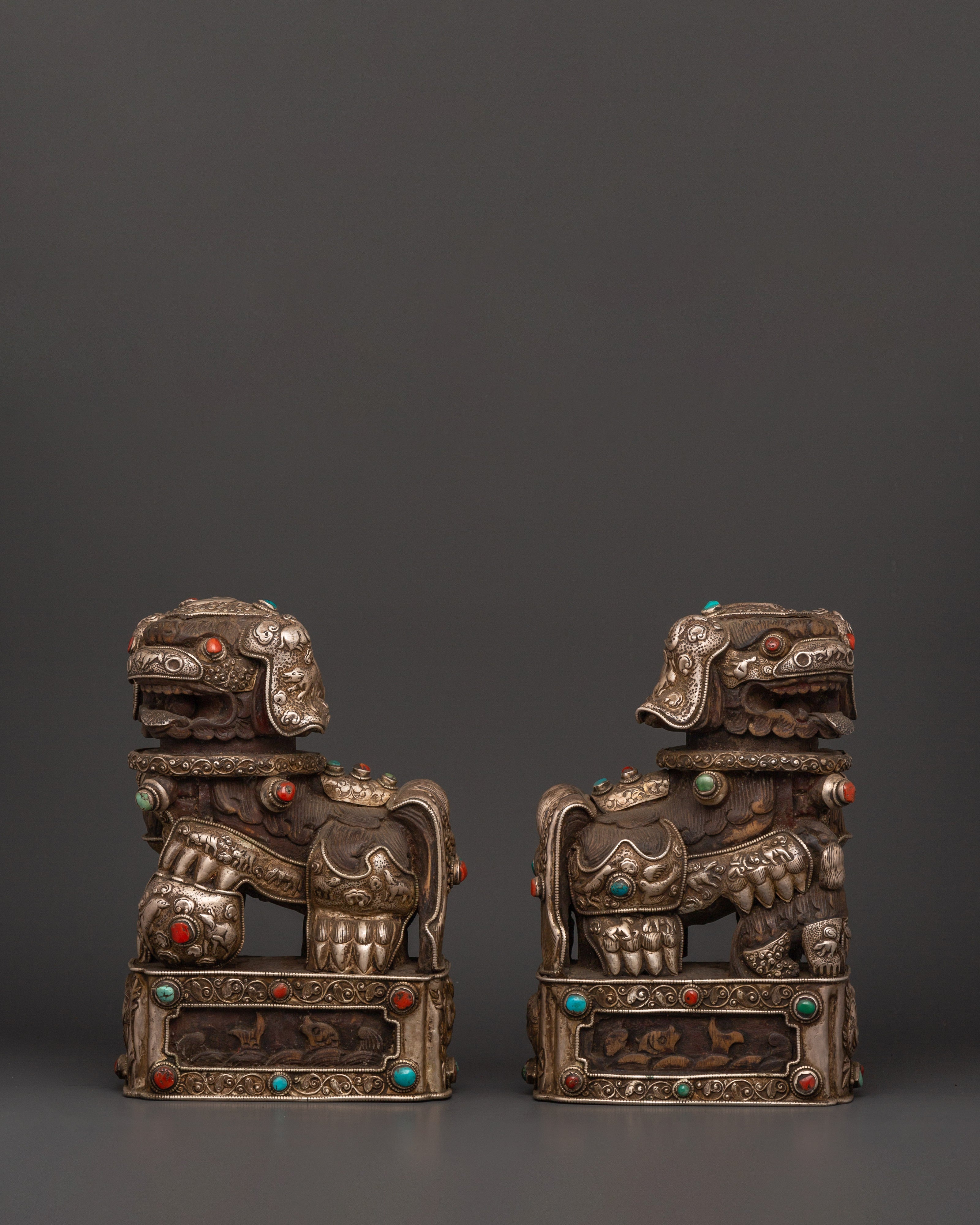 tibetan-lion-statue-set