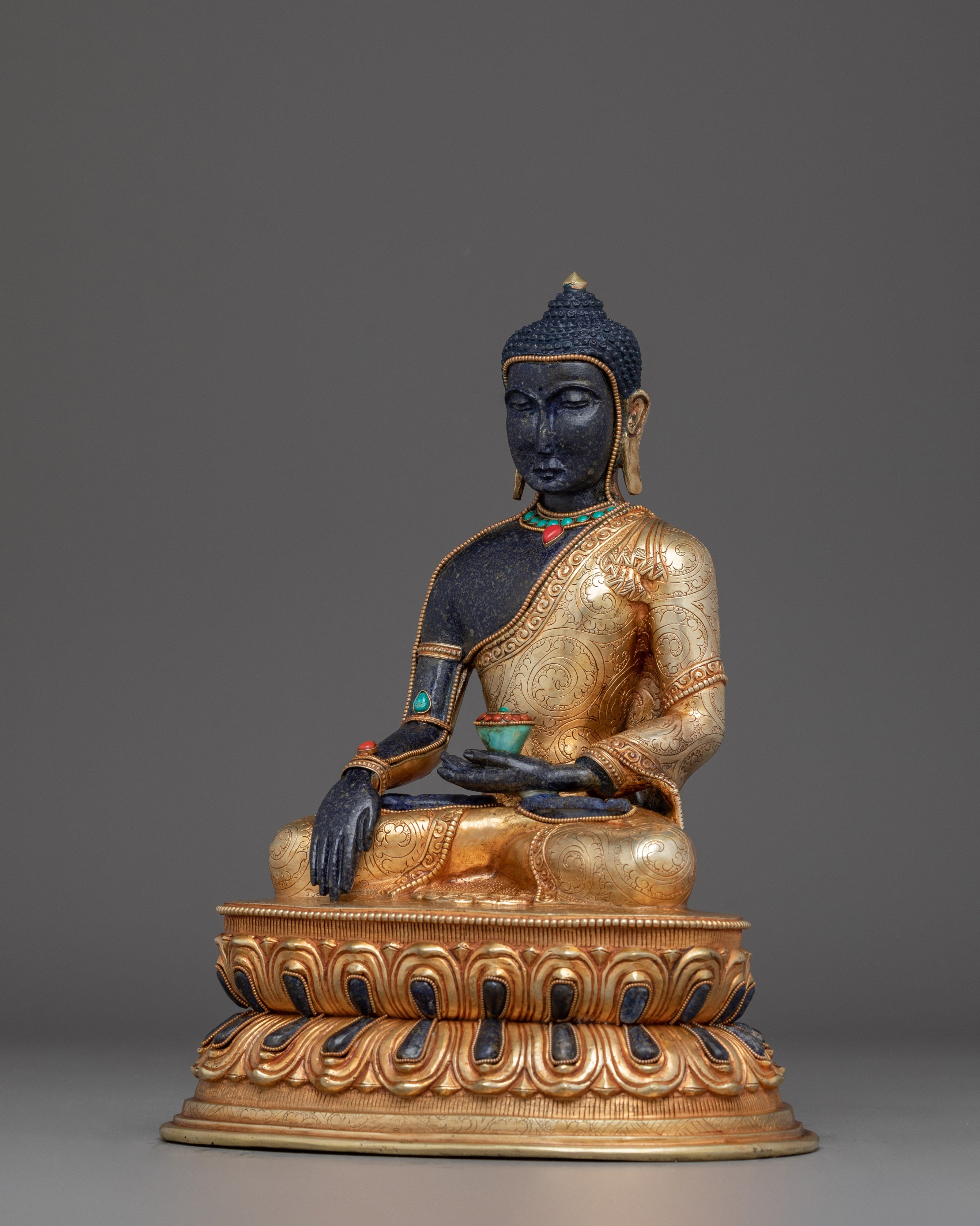 Sacred Enlightened Shakyamuni Buddha Statue | Traditional Tibetan Buddhist Art