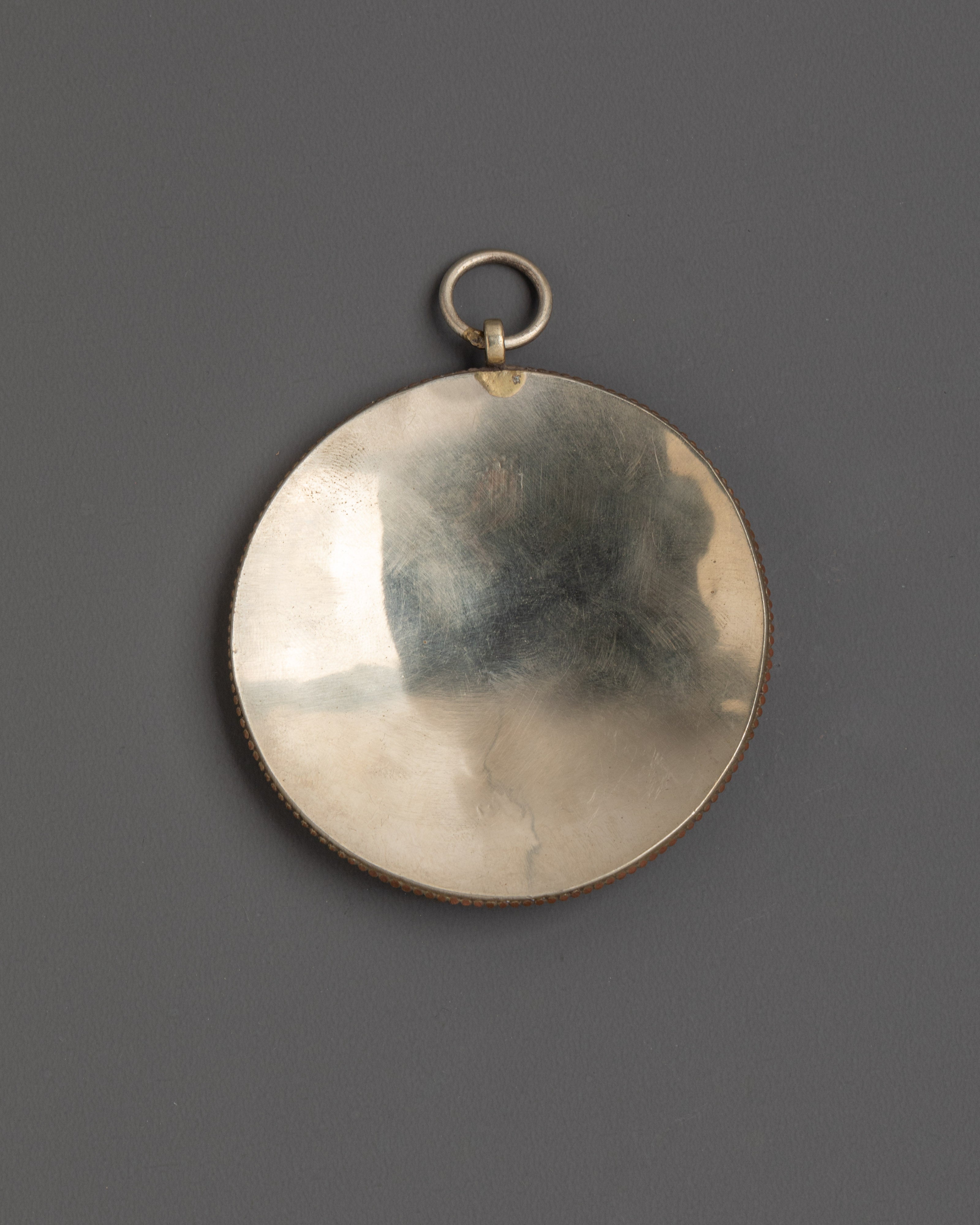 White Metal Melong | Spiritual Reflection and Insight