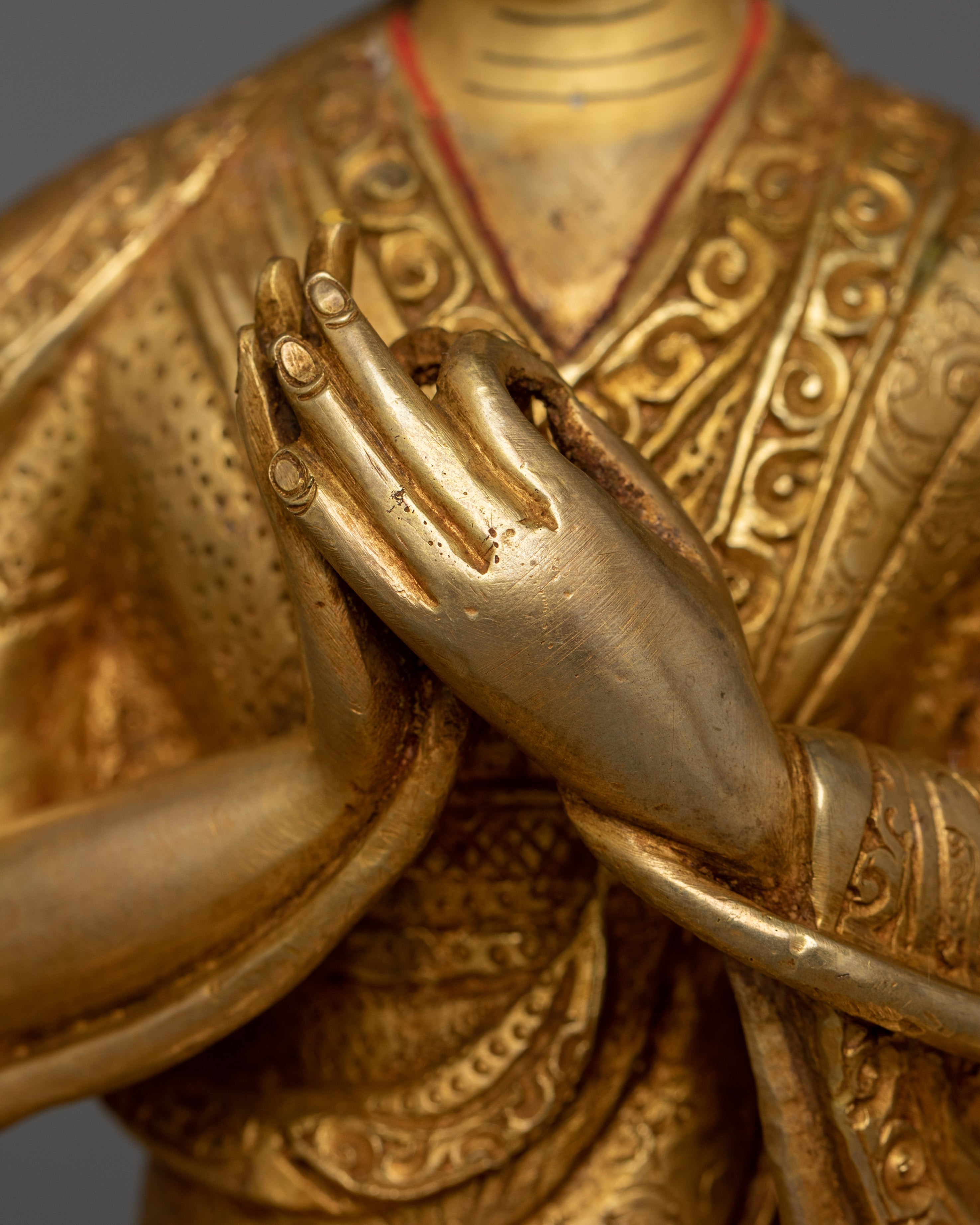 Himalayan Figurine of Tsongkhapa Set | The Ocean of Wisdom