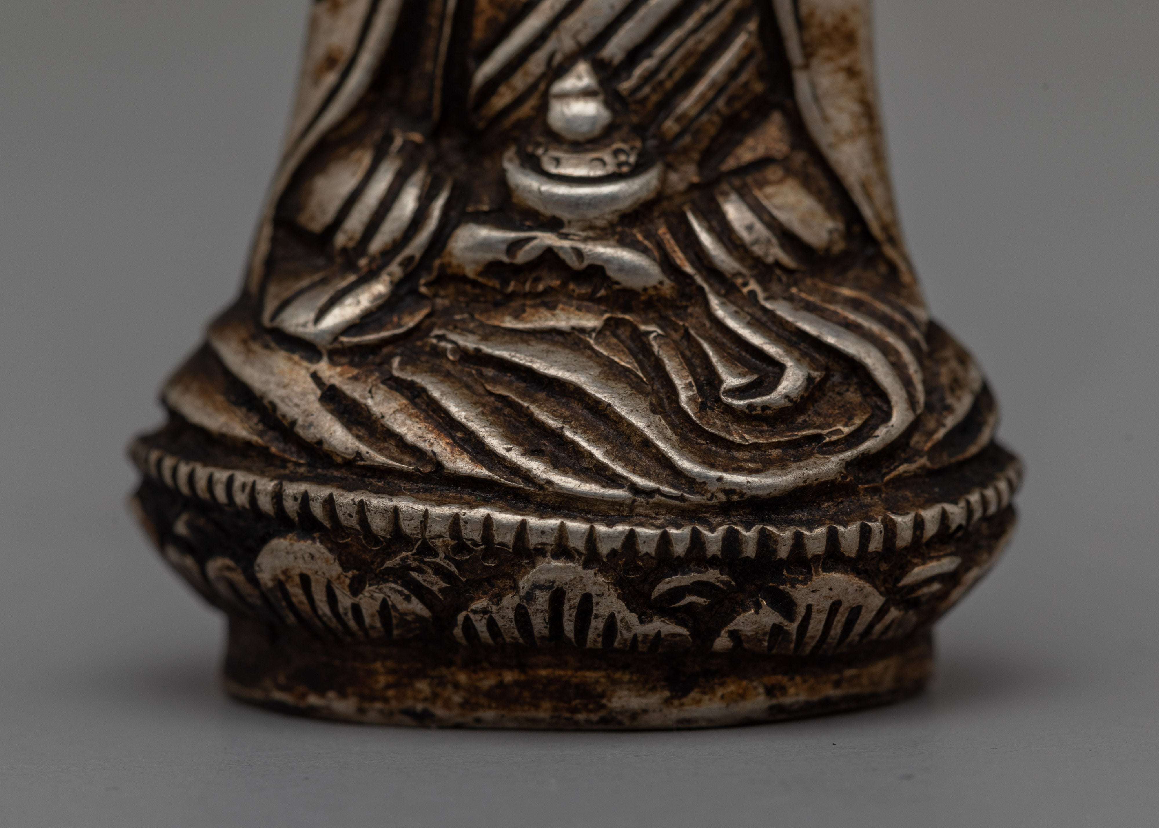 Lotus Born Guru Rinpoche Statue | Embodying Spiritual Enlightenment and Divine Wisdom