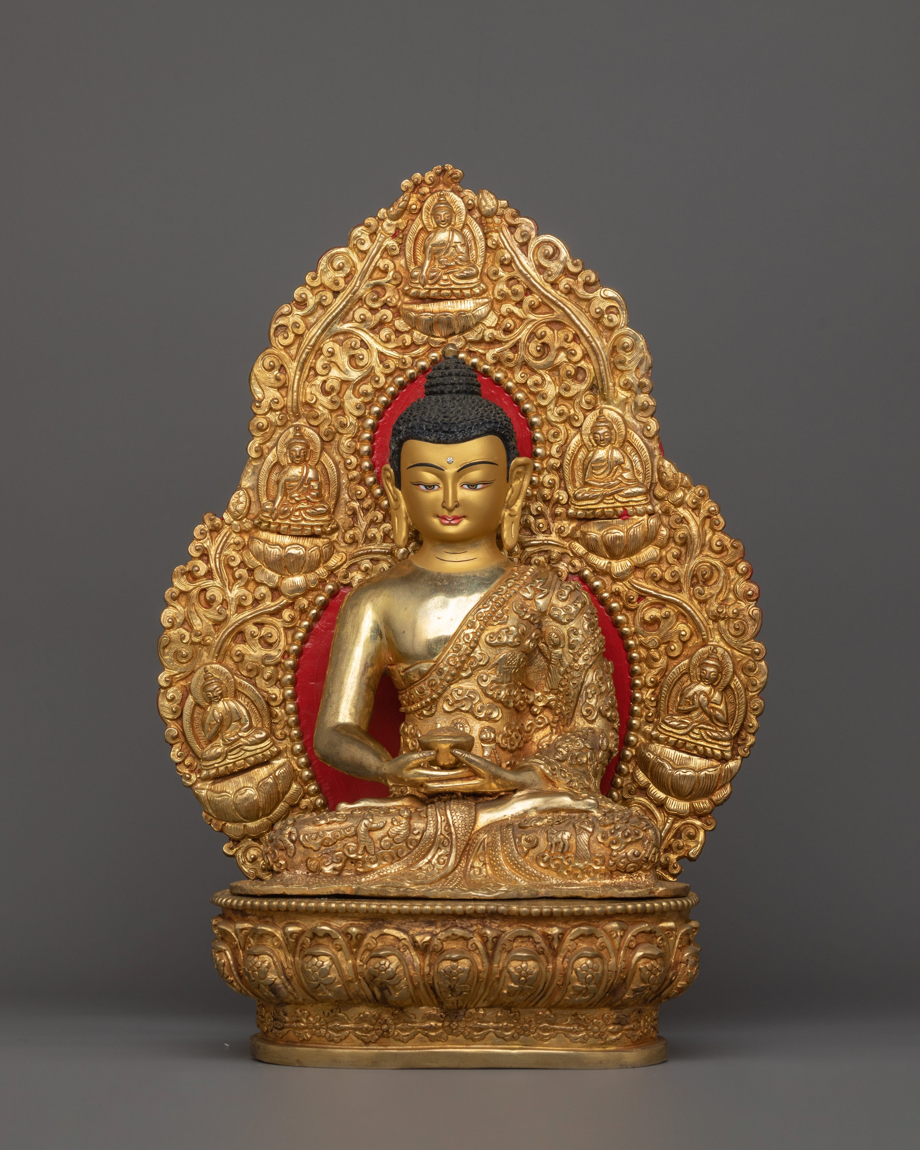 Buddha Amitabha with Beautiful halo