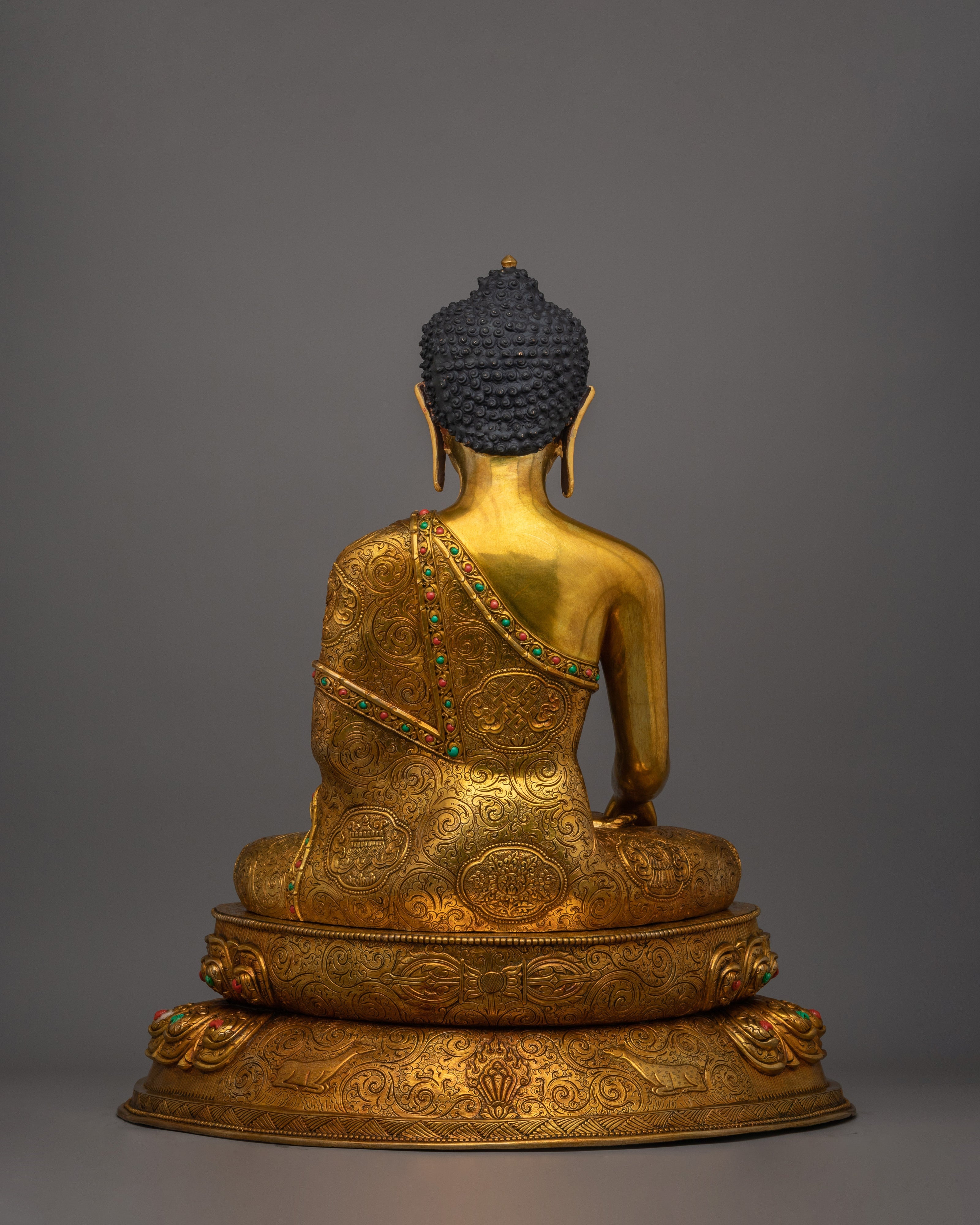 Handcrafted Figurine of Buddha Shakyamuni | A Divine Symbol of Enlightenment
