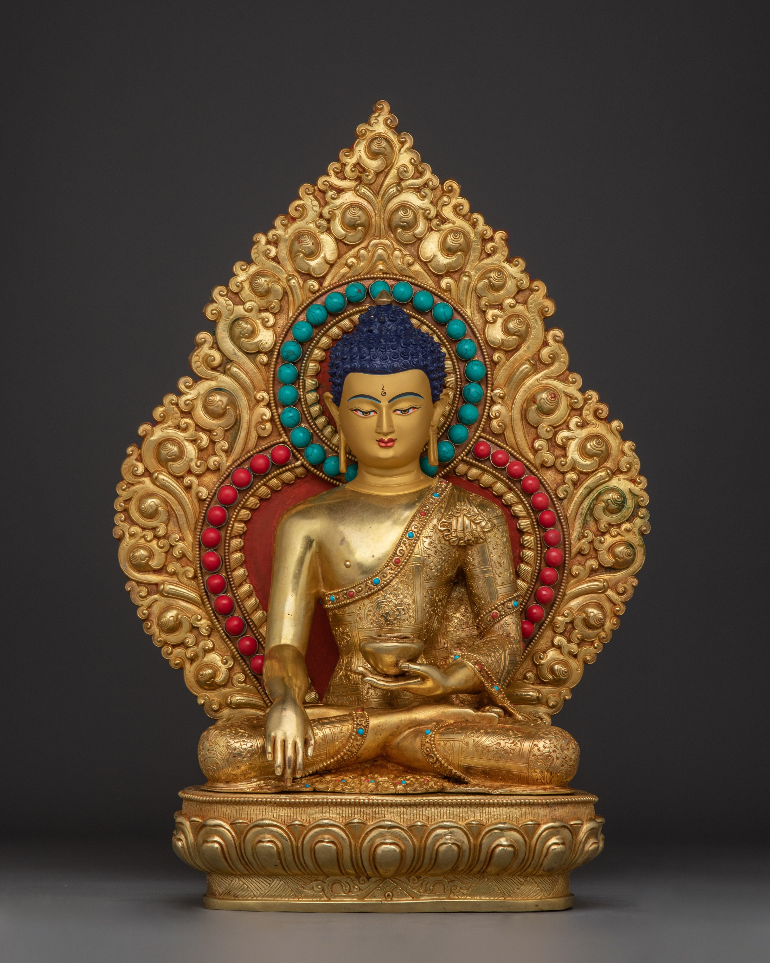 enlightened-shakyamuni-buddha-figurine