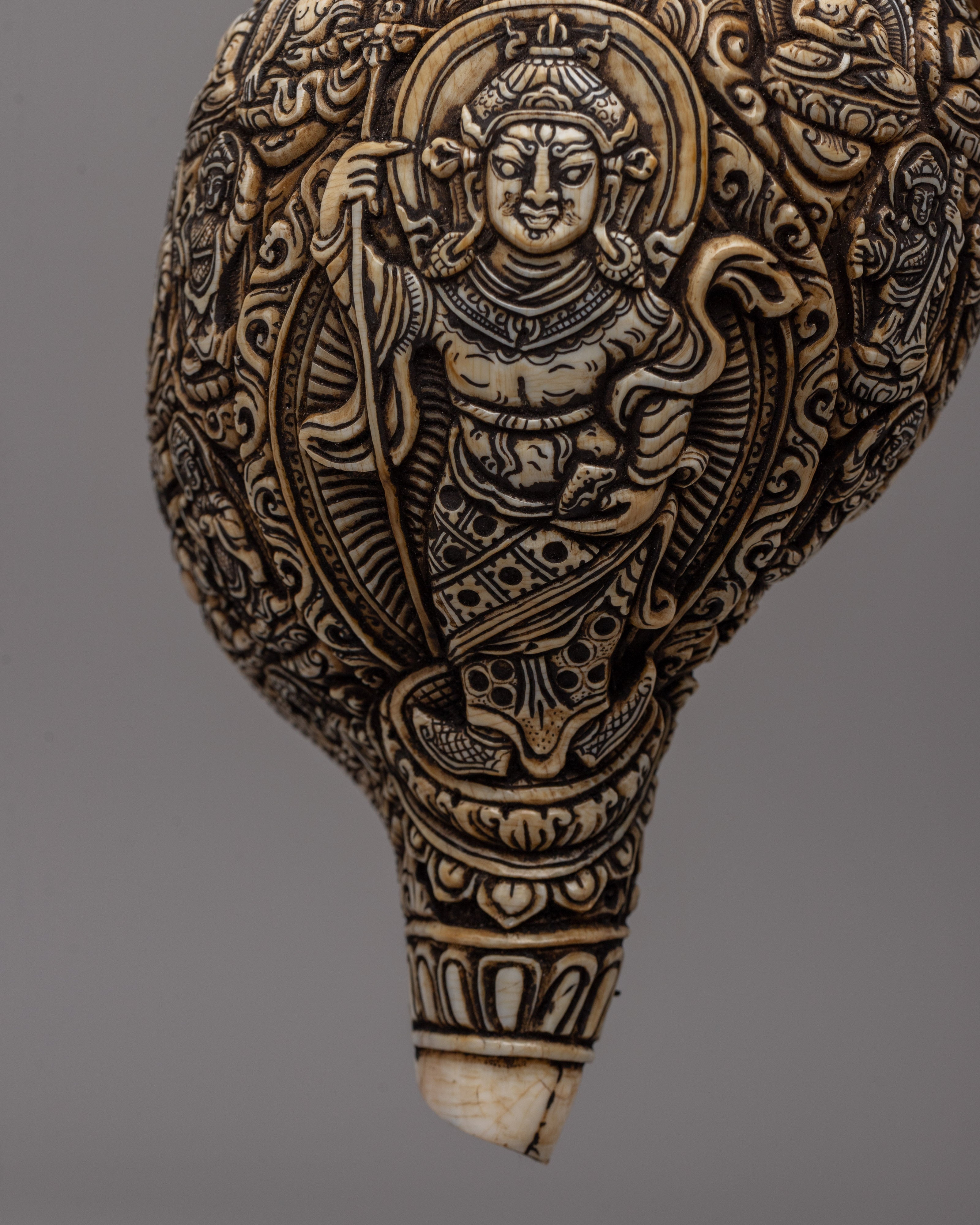 Handcrafted Traditional Tibetan Conch Shell | Sacred Buddhist Sankha