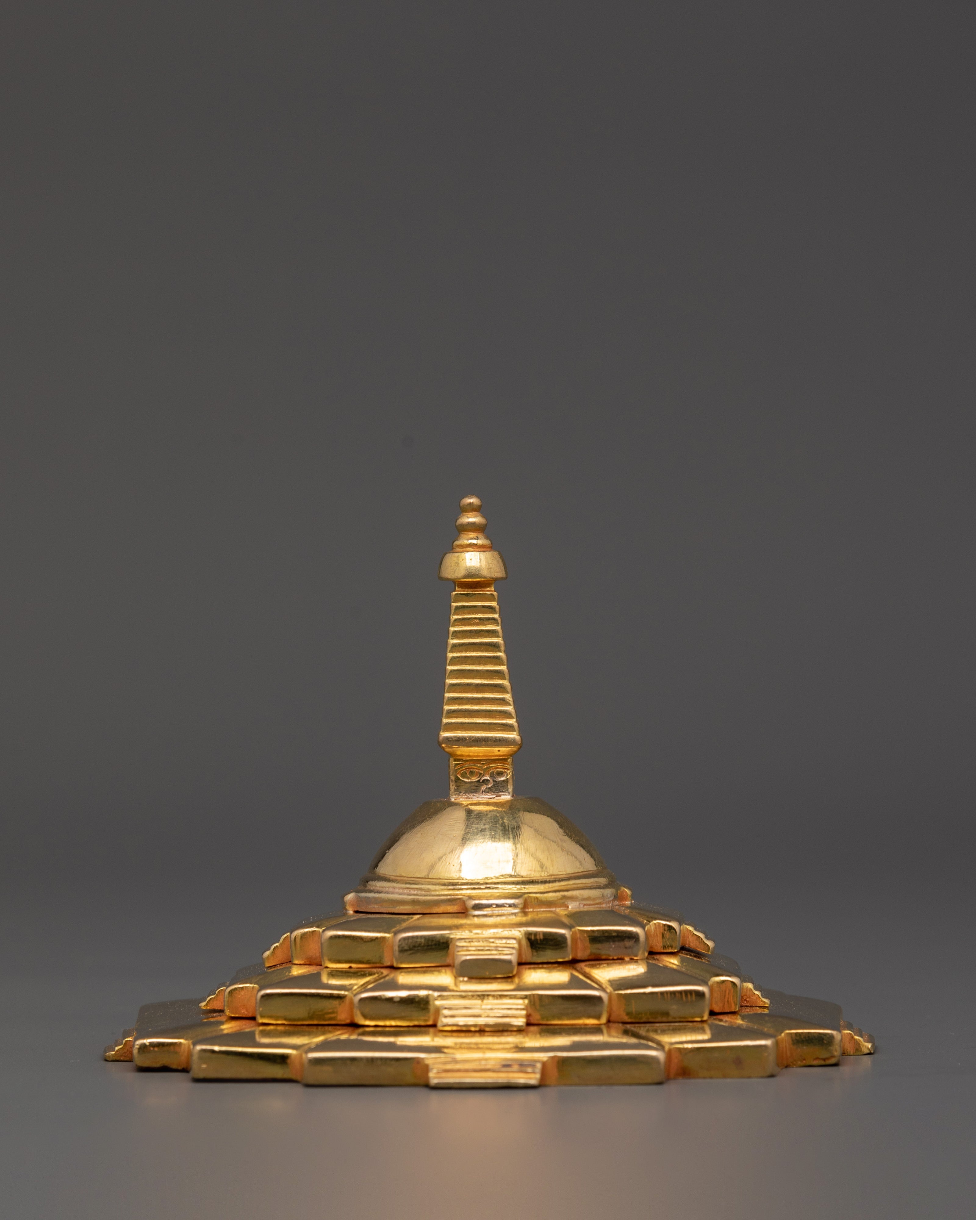 stupa-buddhist-shrine-decor