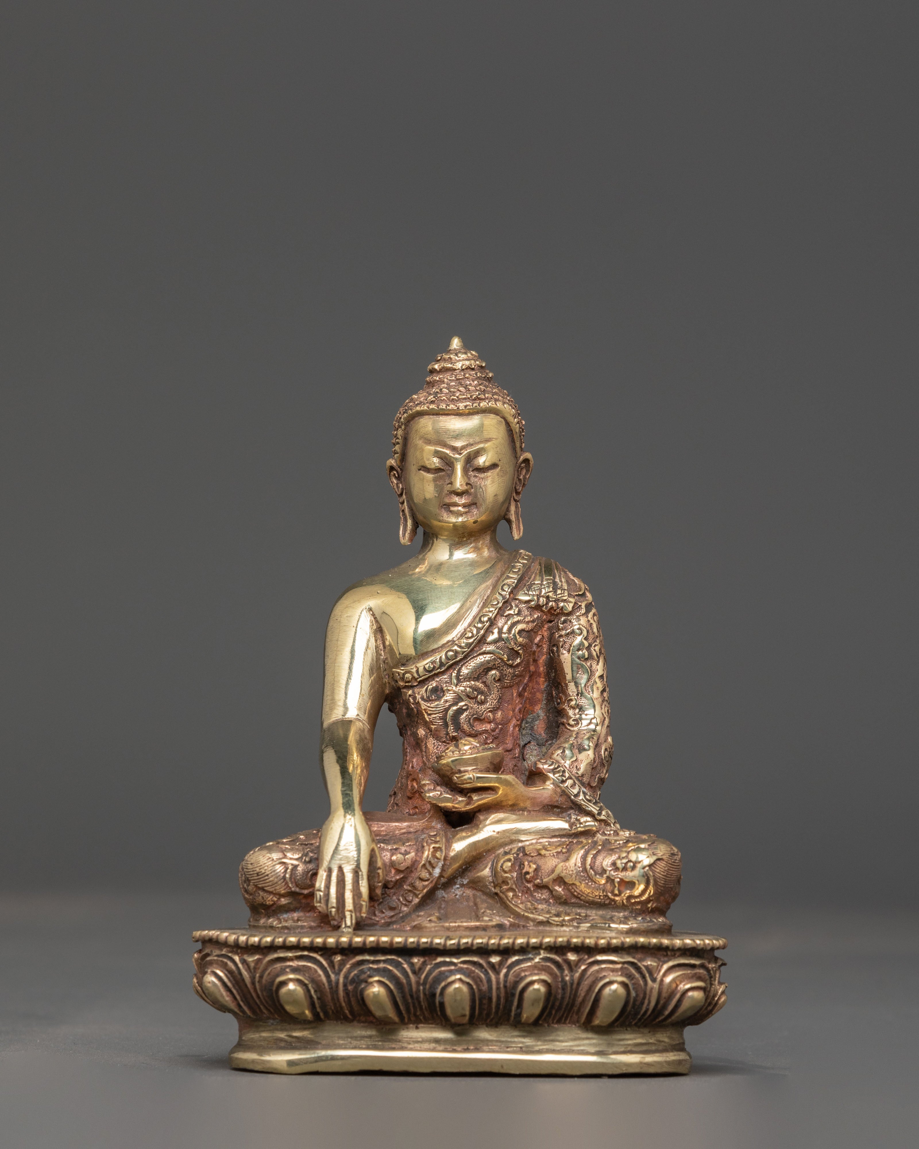 Handmade Statue of Shakyamuni Buddha