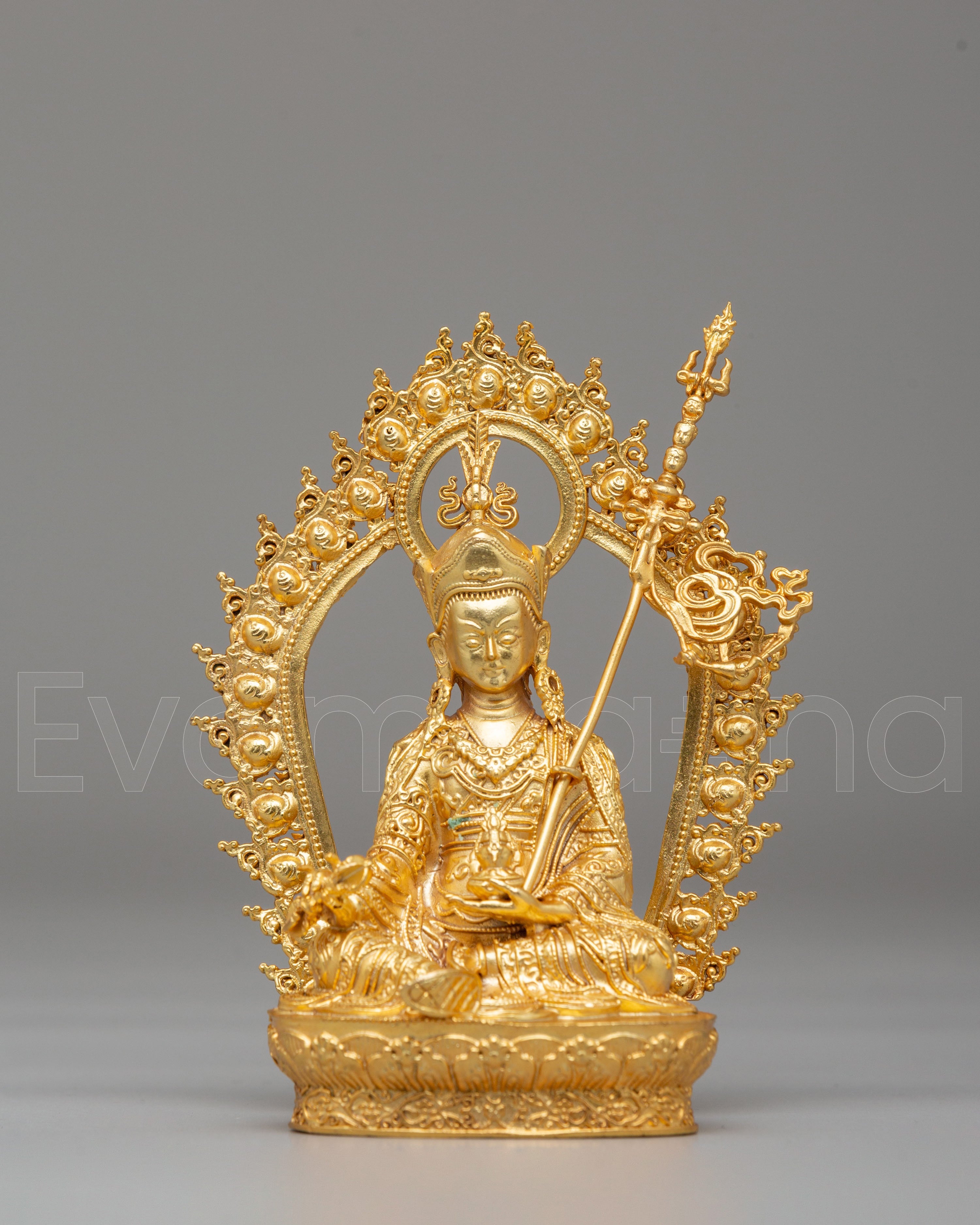 Guru Rinpoche Statue