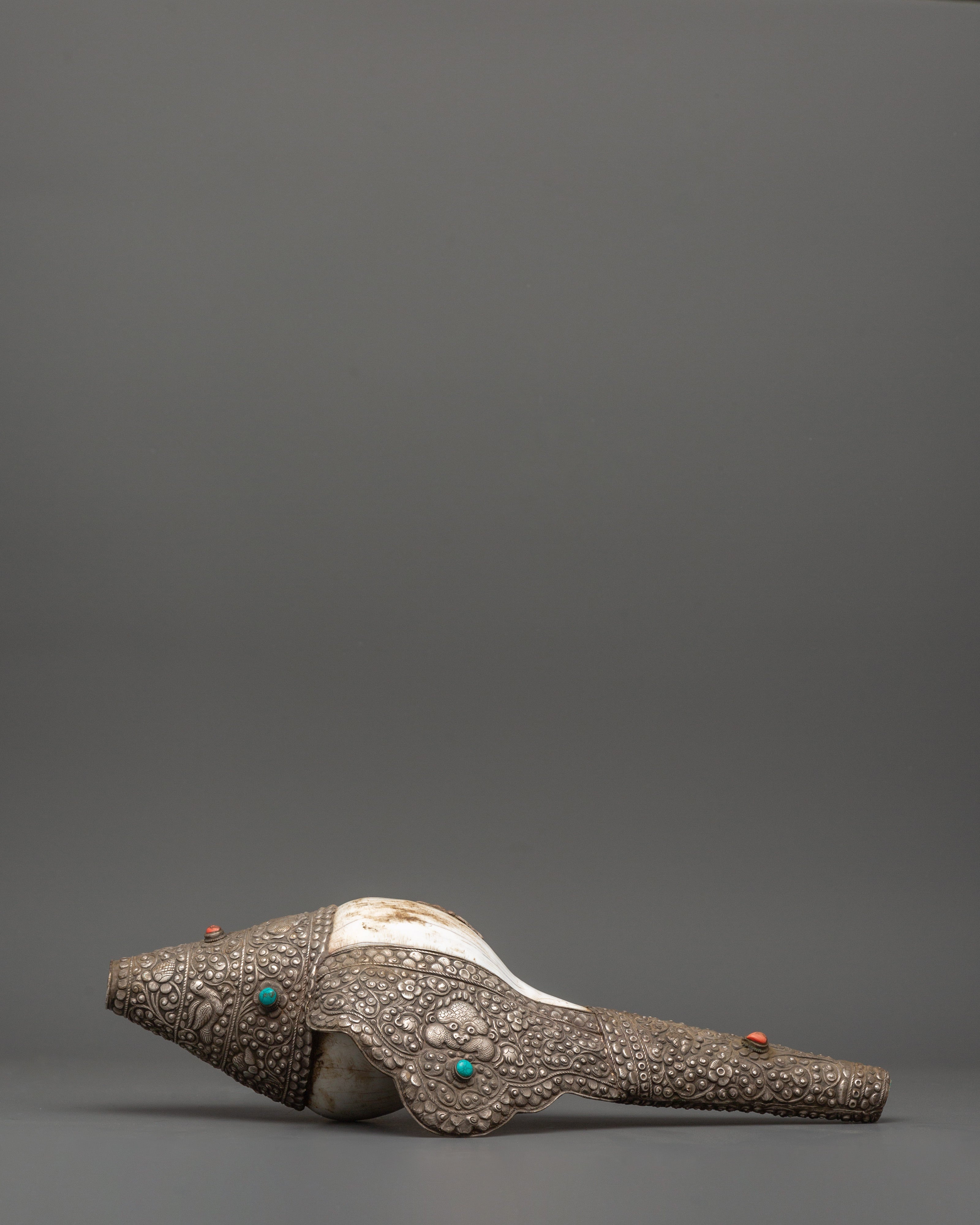 religious-conch-shell