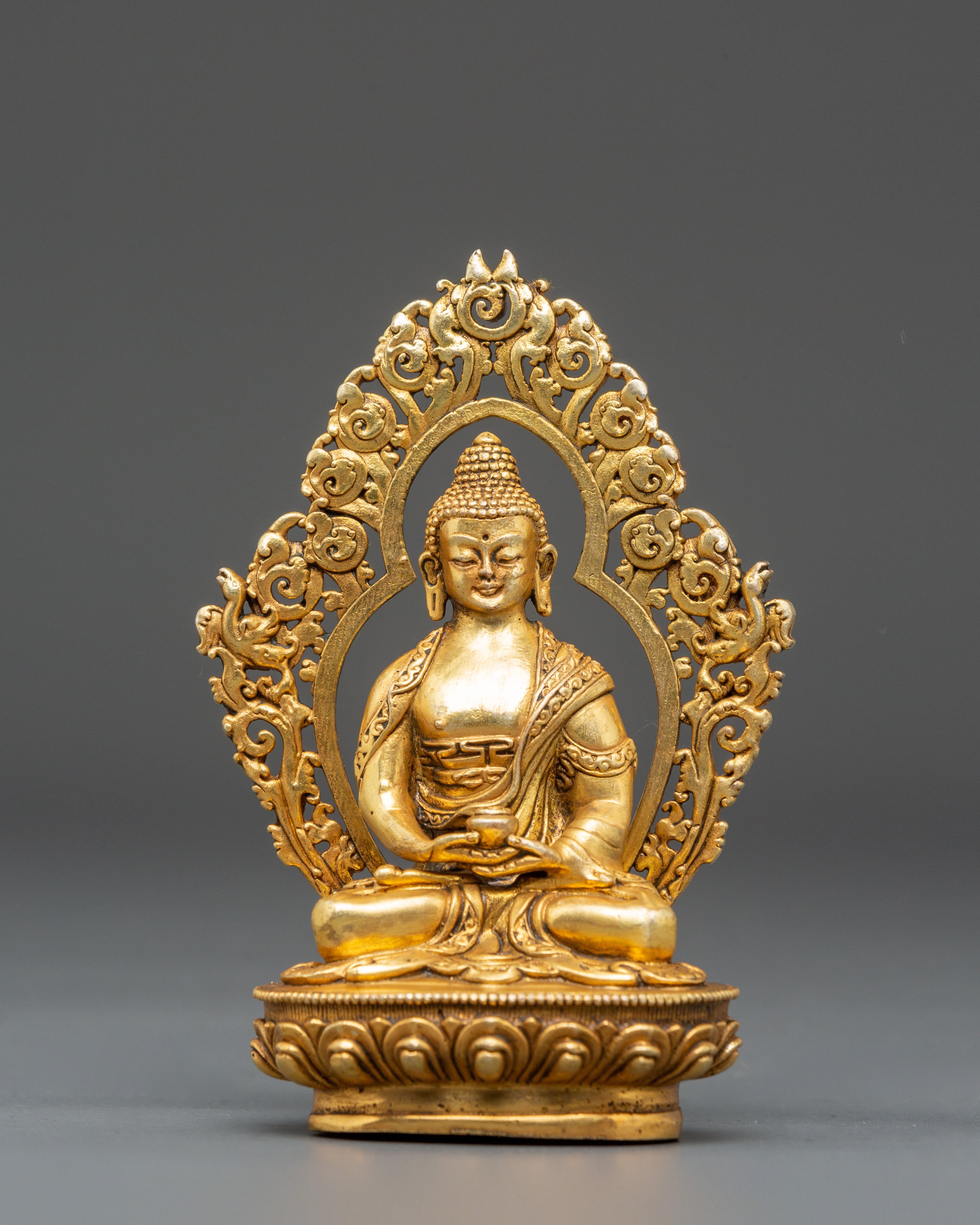 Statue of Pure Land Buddha Amitabha