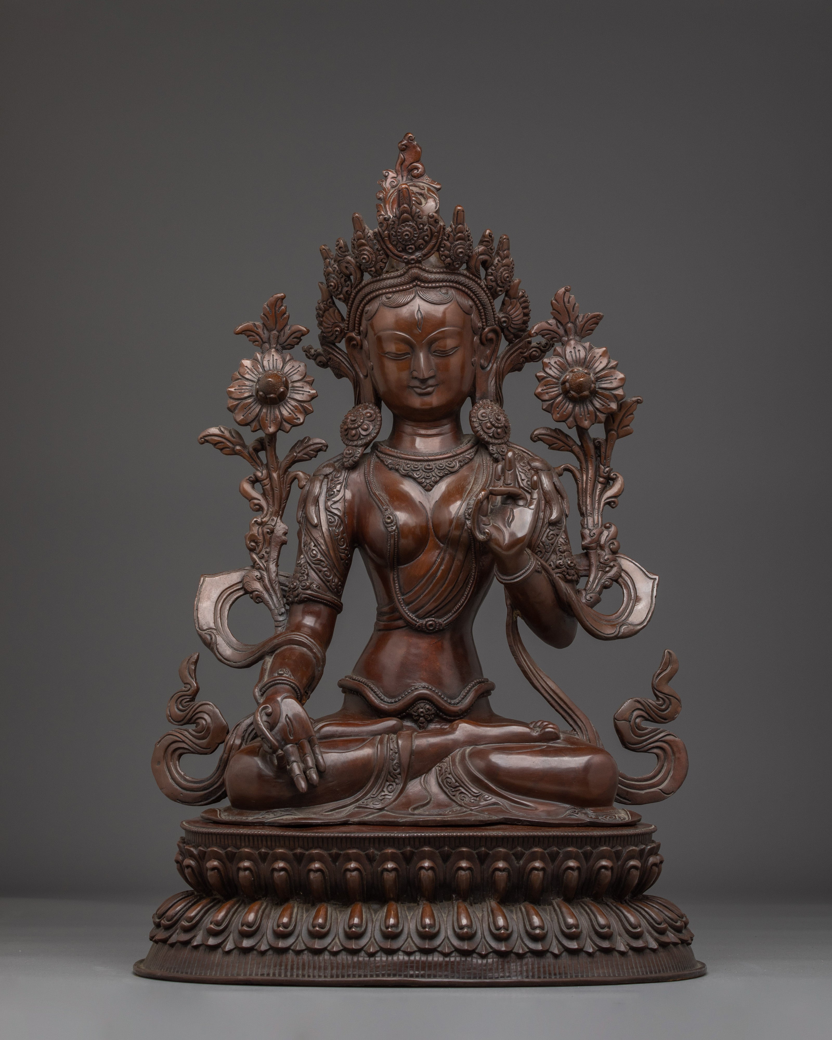 copper-sculpture-of-white-tara