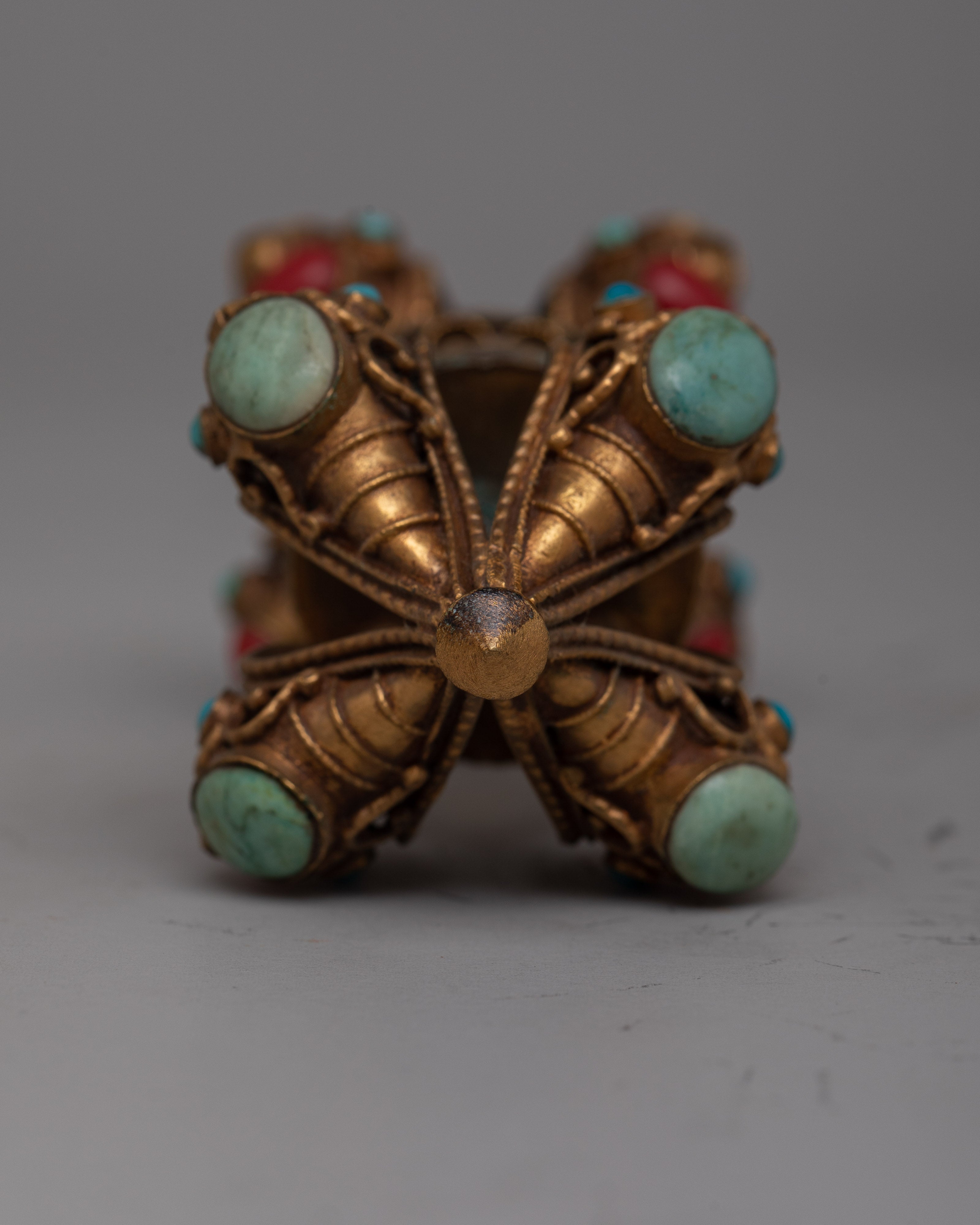 Tibetan Buddhist Vajra | Symbolizing Strength and Enlightenment in Buddhist Practice