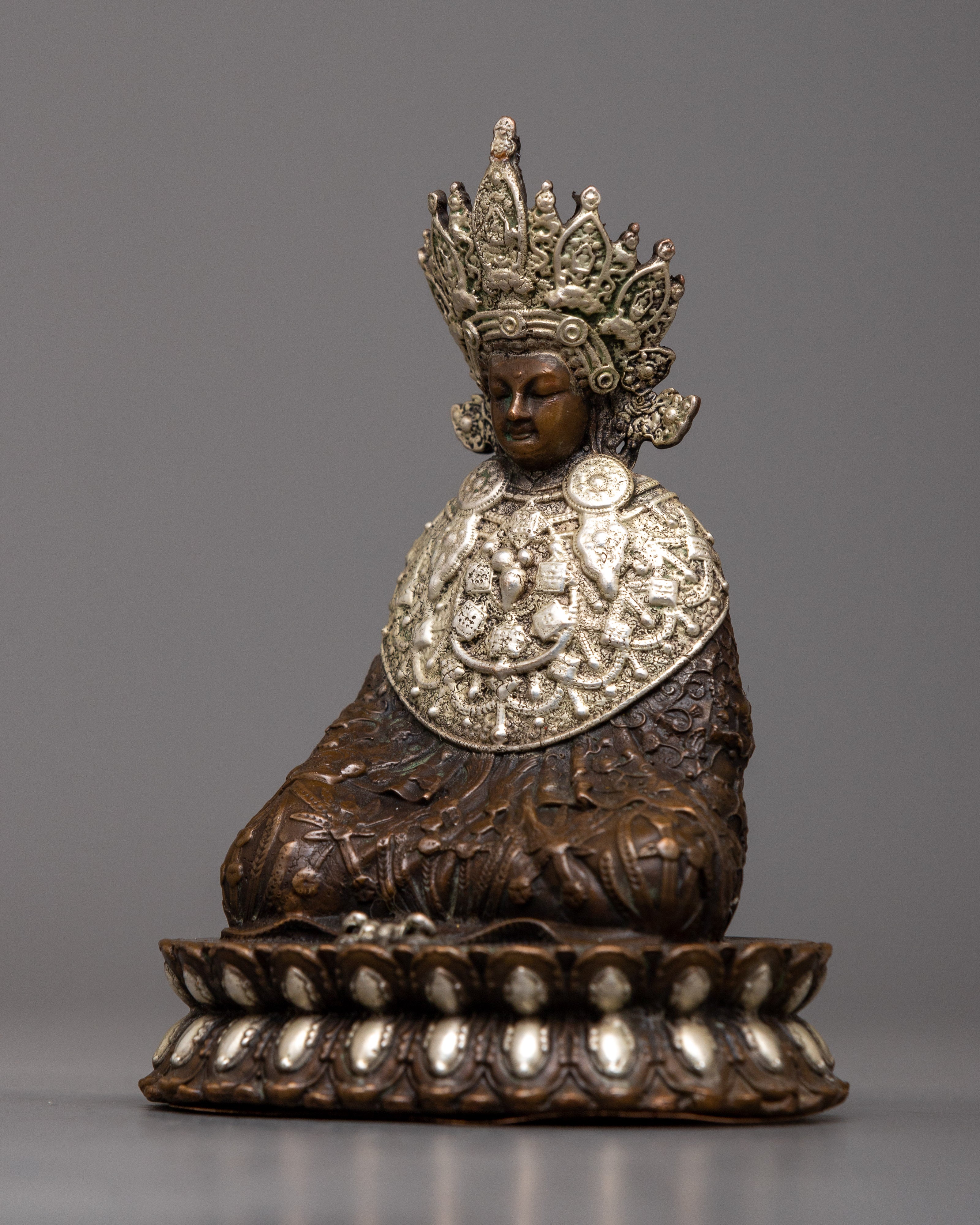 Enlightenment Buddha Statue | Effortless Elegance in Divine Form
