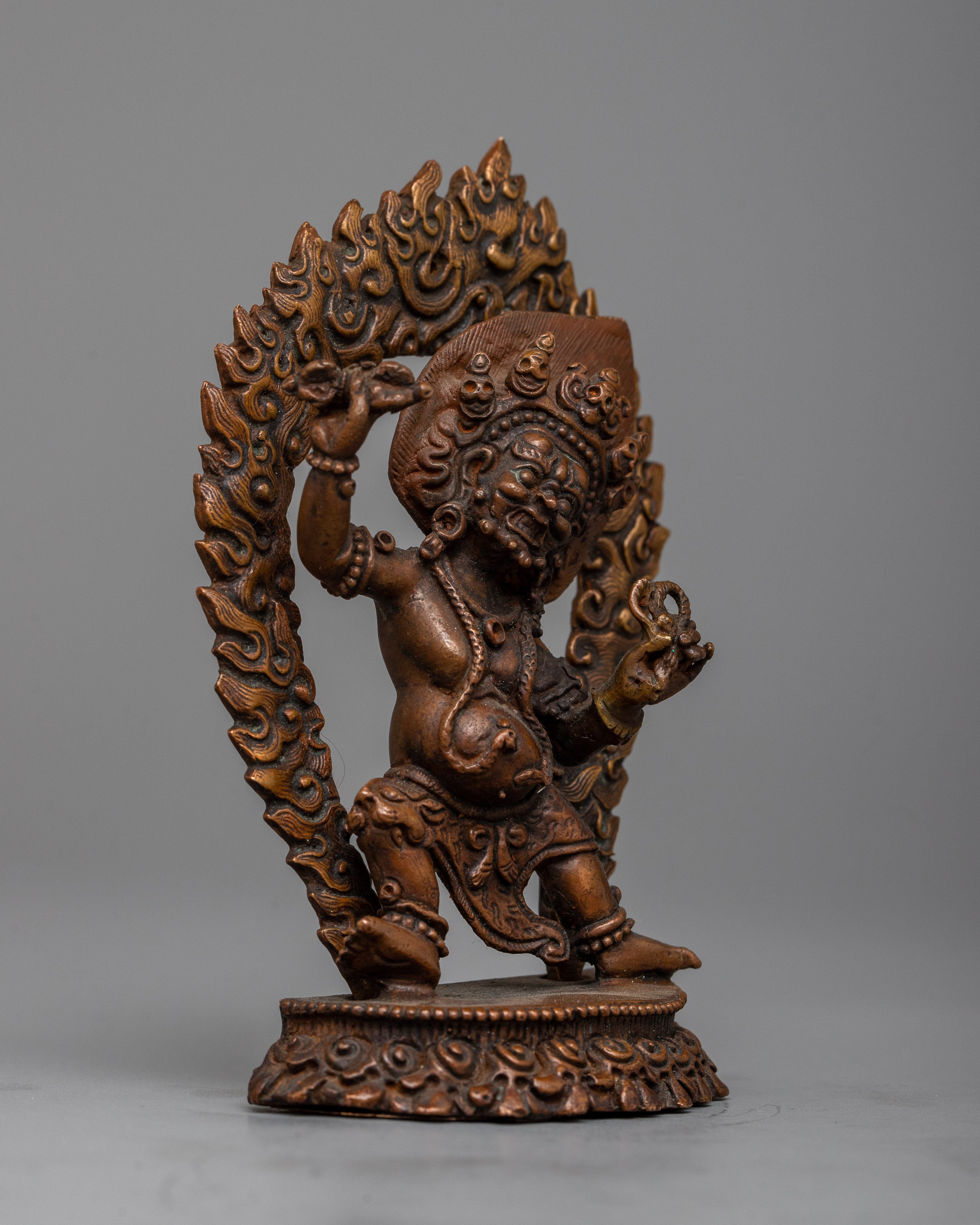 Wrathful Vajrapani Statue | Symbol of Fearlessness & Spiritual Strength