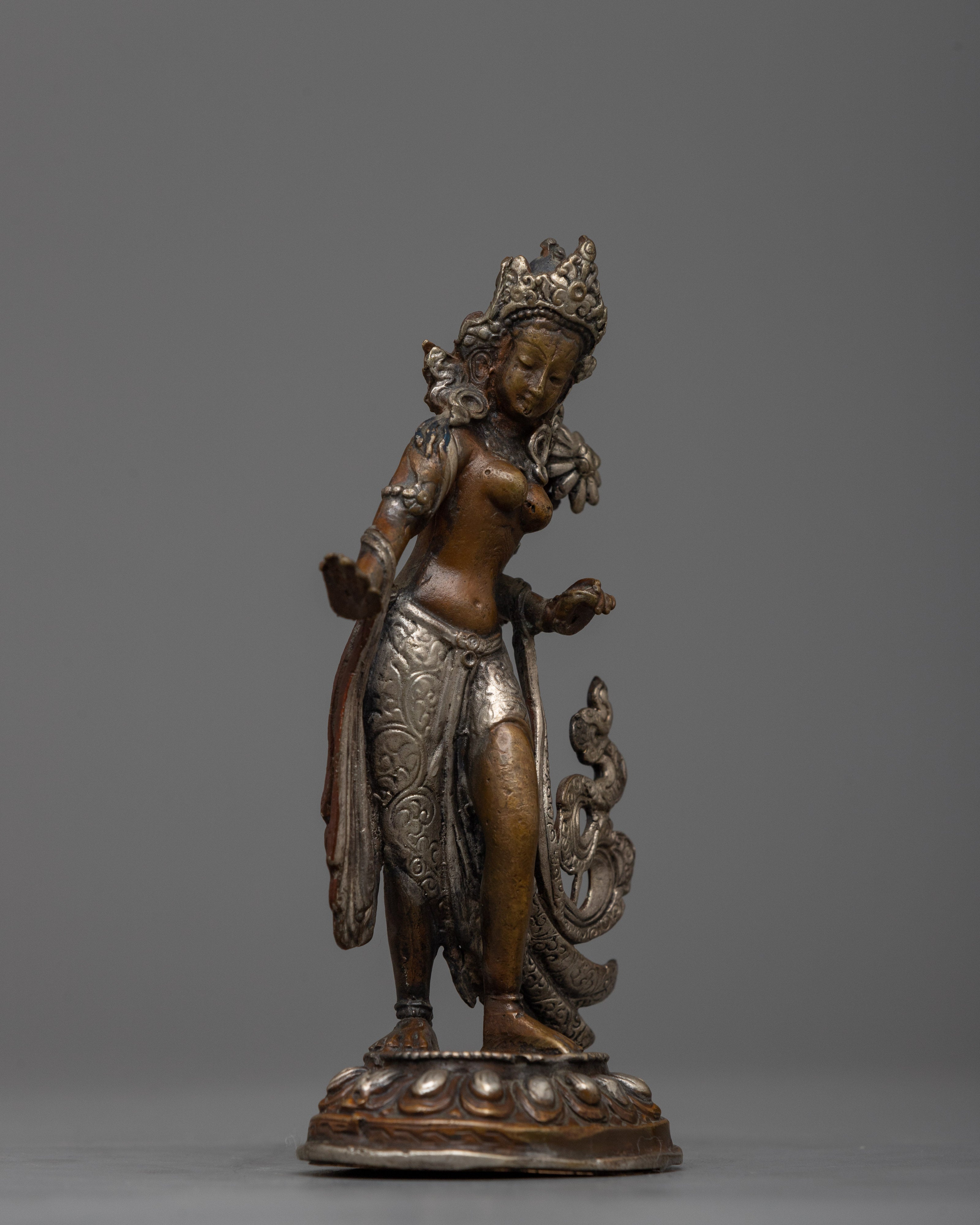 Standing White Tara Statue | Symbolizing Compassion and Spiritual Guidance