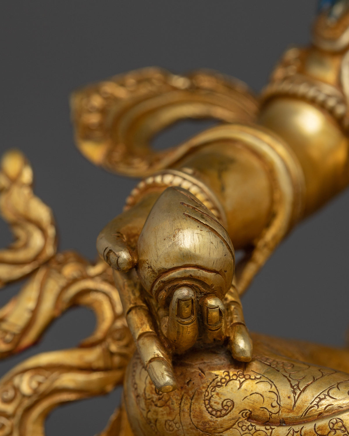 Wealth Lord Dzambhala Golden Statue | Guardian of the Wealth