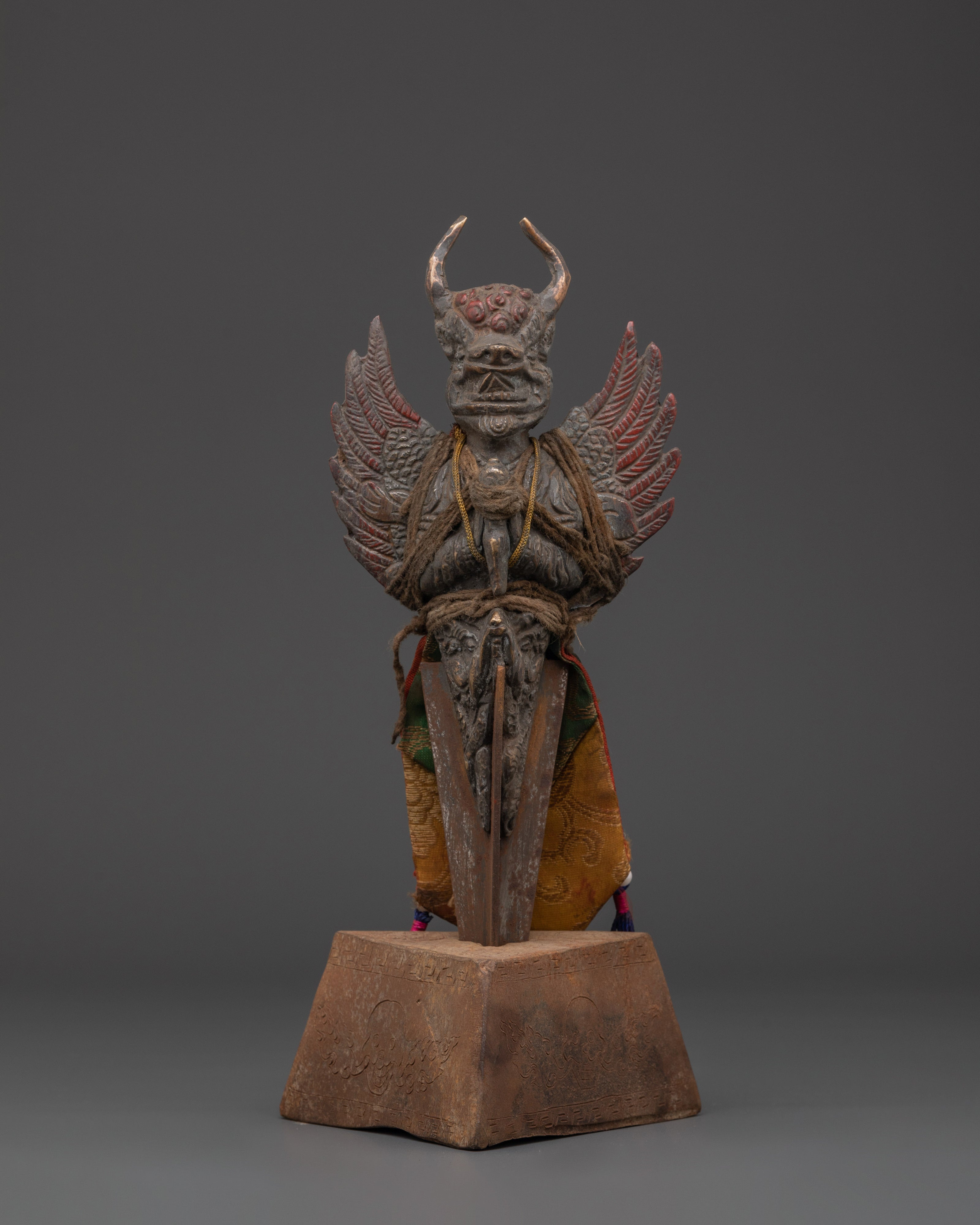 protective-iron-phurba