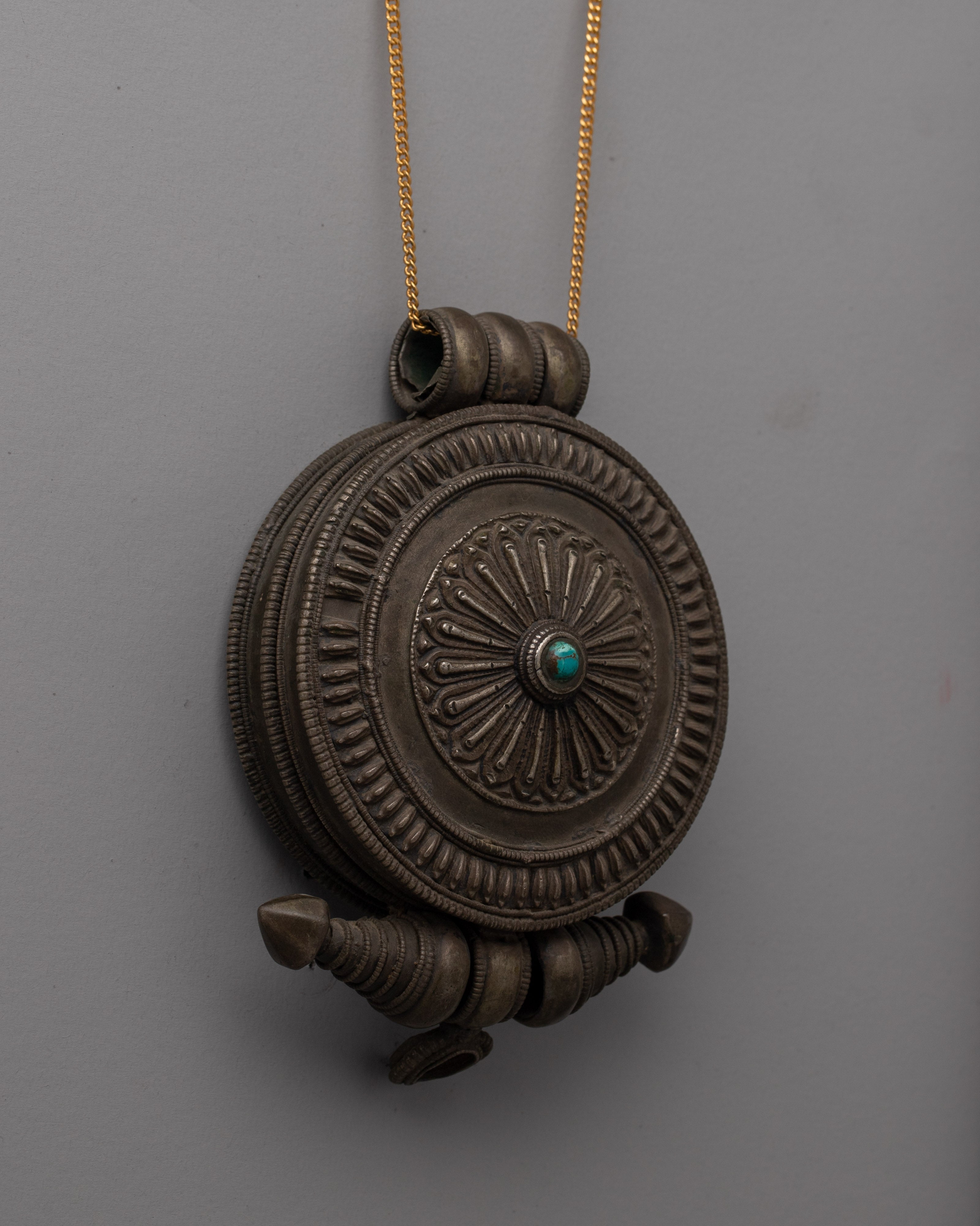 Exquisite Tibetan Ghau Prayer Box | Traditional Buddhist Amulet for Prayers and Blessings