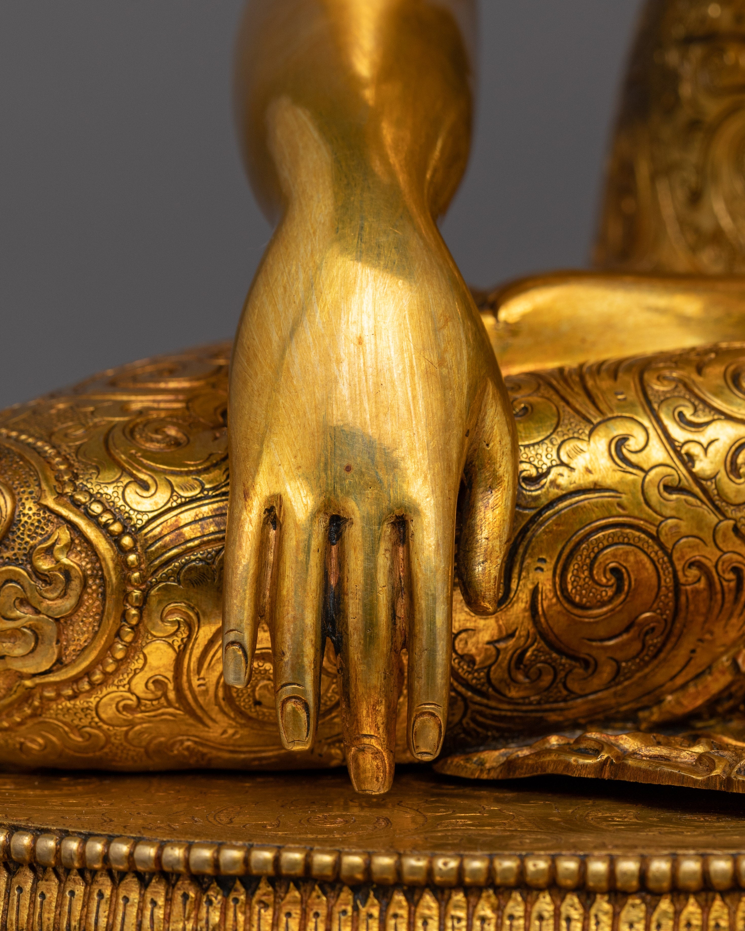 Handcrafted Figurine of Buddha Shakyamuni | A Divine Symbol of Enlightenment