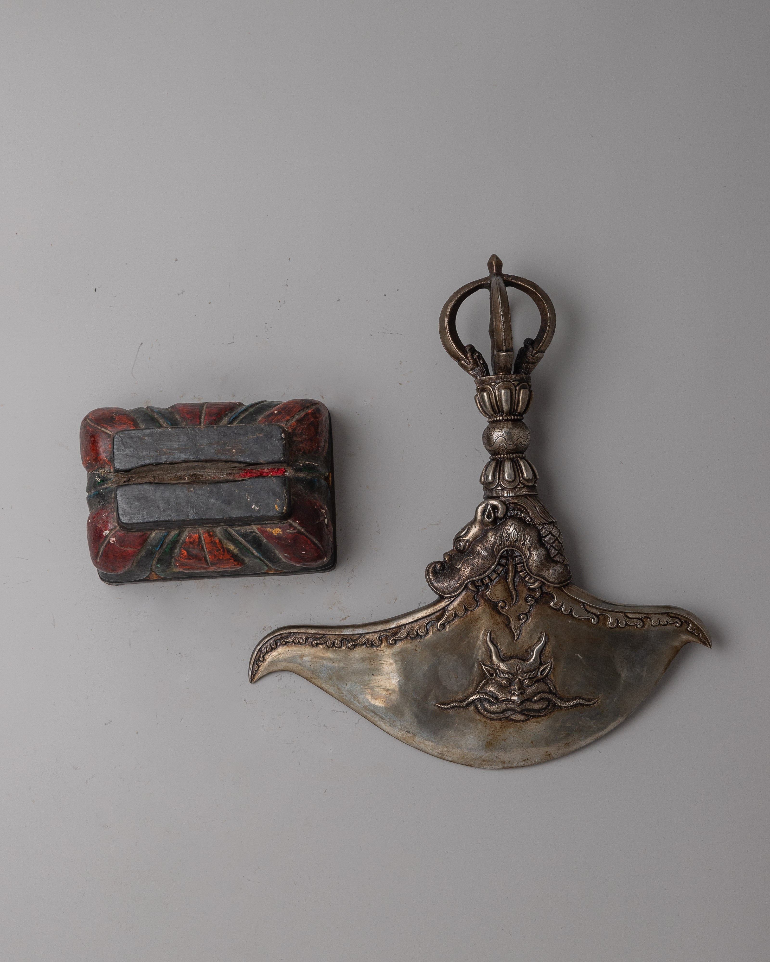 Tibetan Curved Knife | Symbolizing Spiritual Ferocity and Transformation