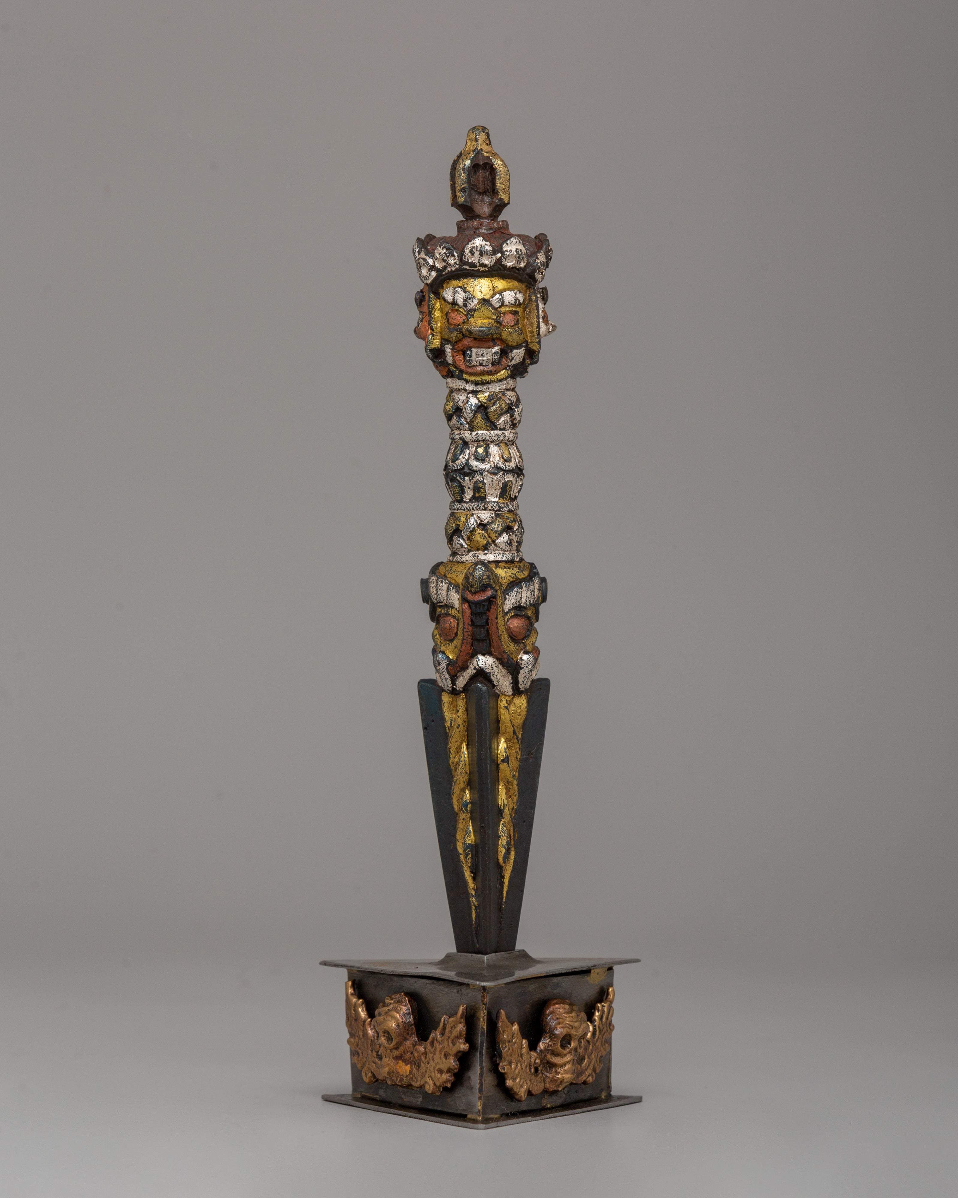 phurba-tibetan-buddhism-artwork