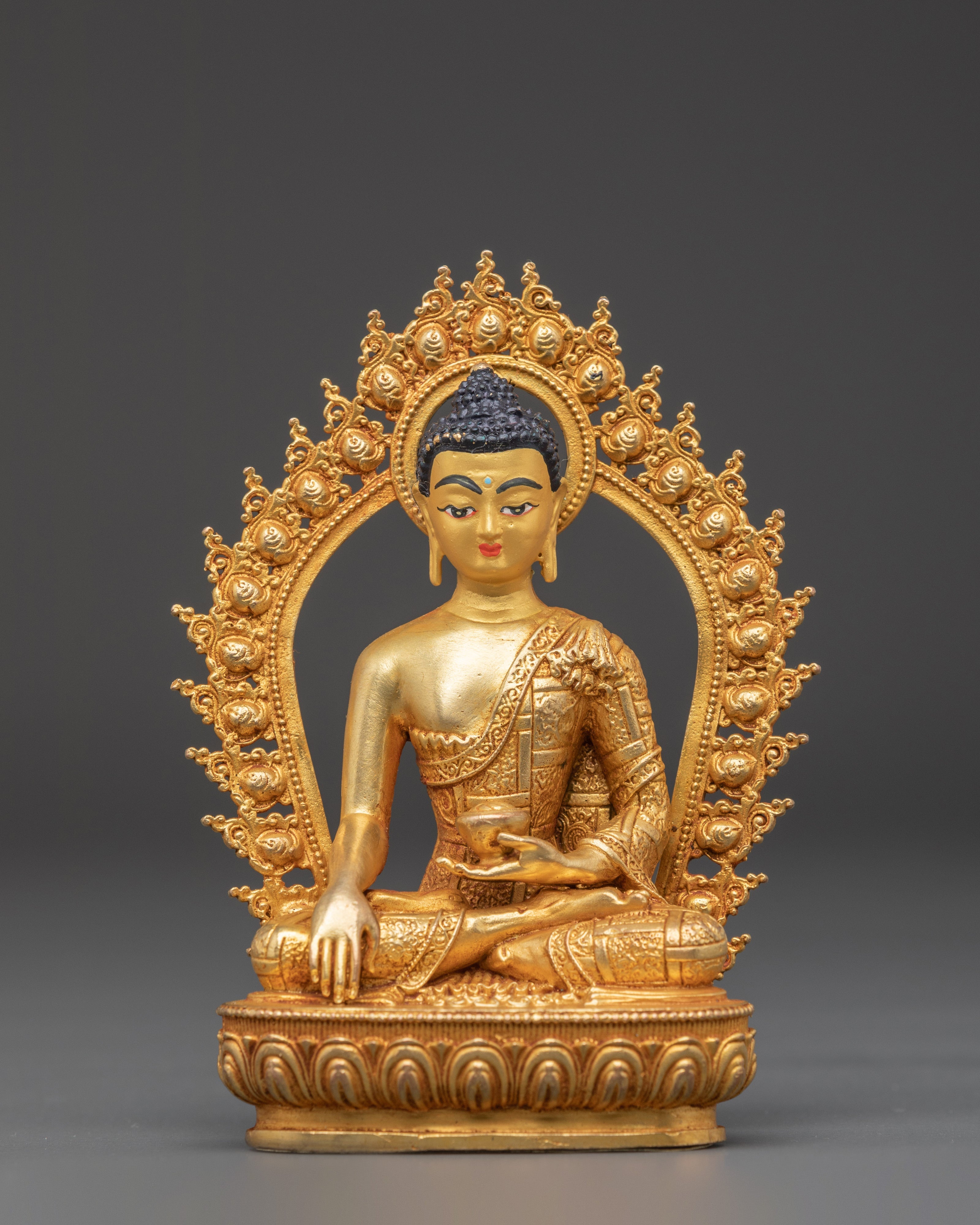 Meditating Buddha Shakyamuni Sculpture