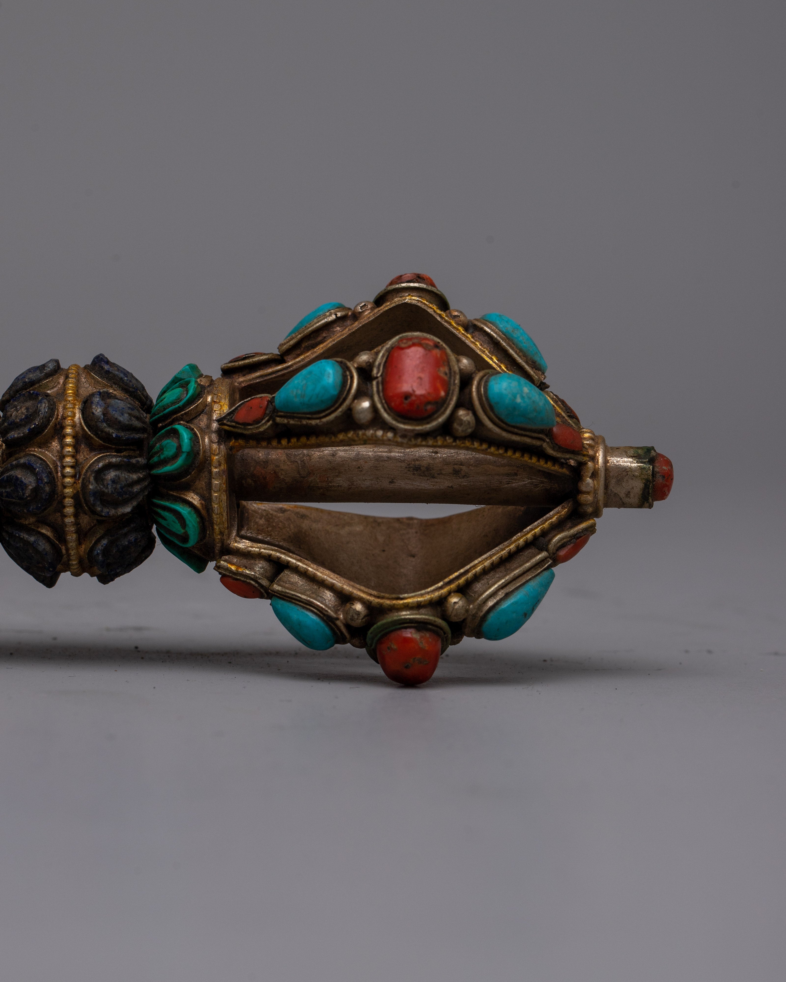 Traditional Copper Vajra | Buddhist Ritual Object for Meditation and Clarity