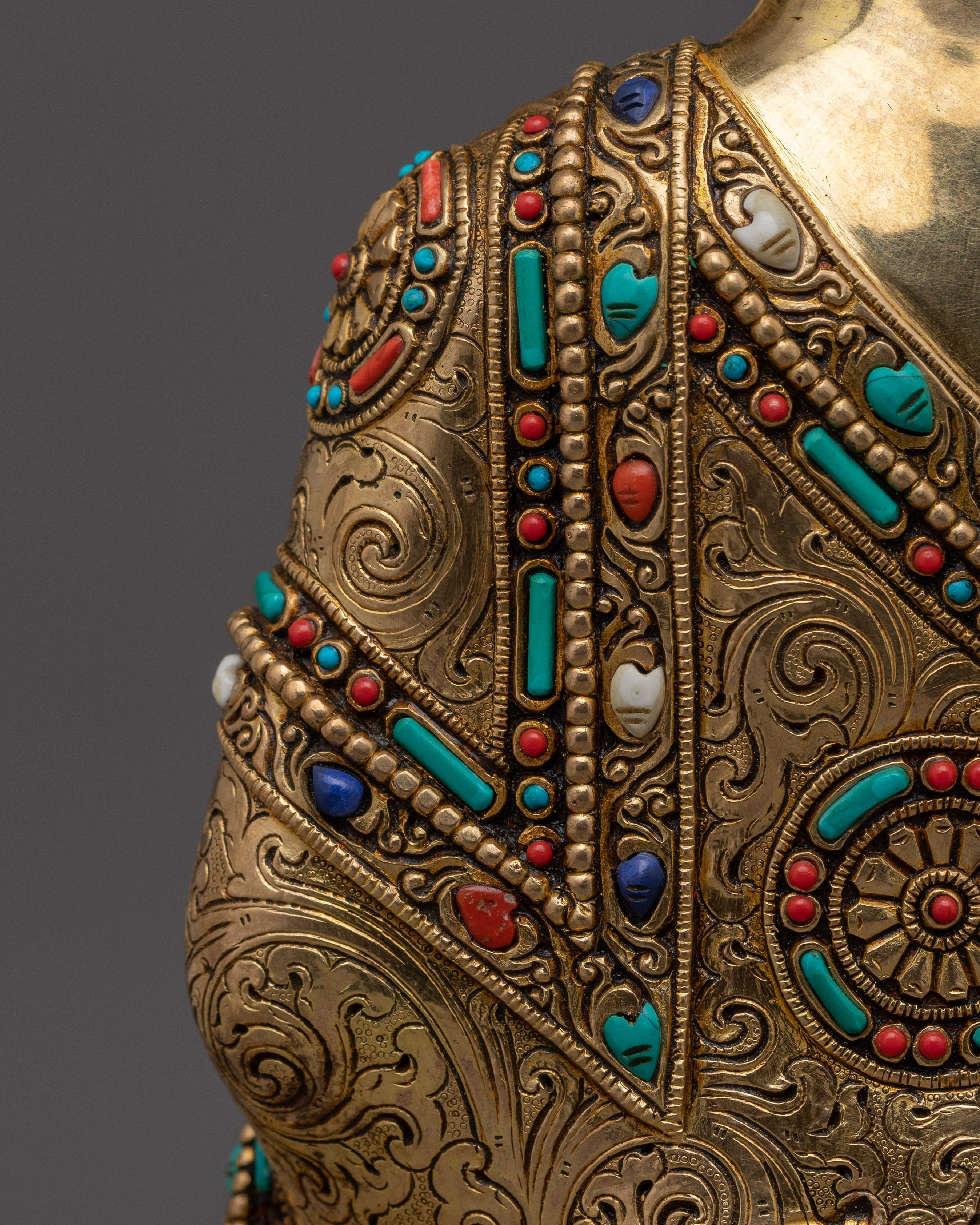 Founder of Buddhism Shakyamuni Buddha | Gautama Buddha - The Honored One